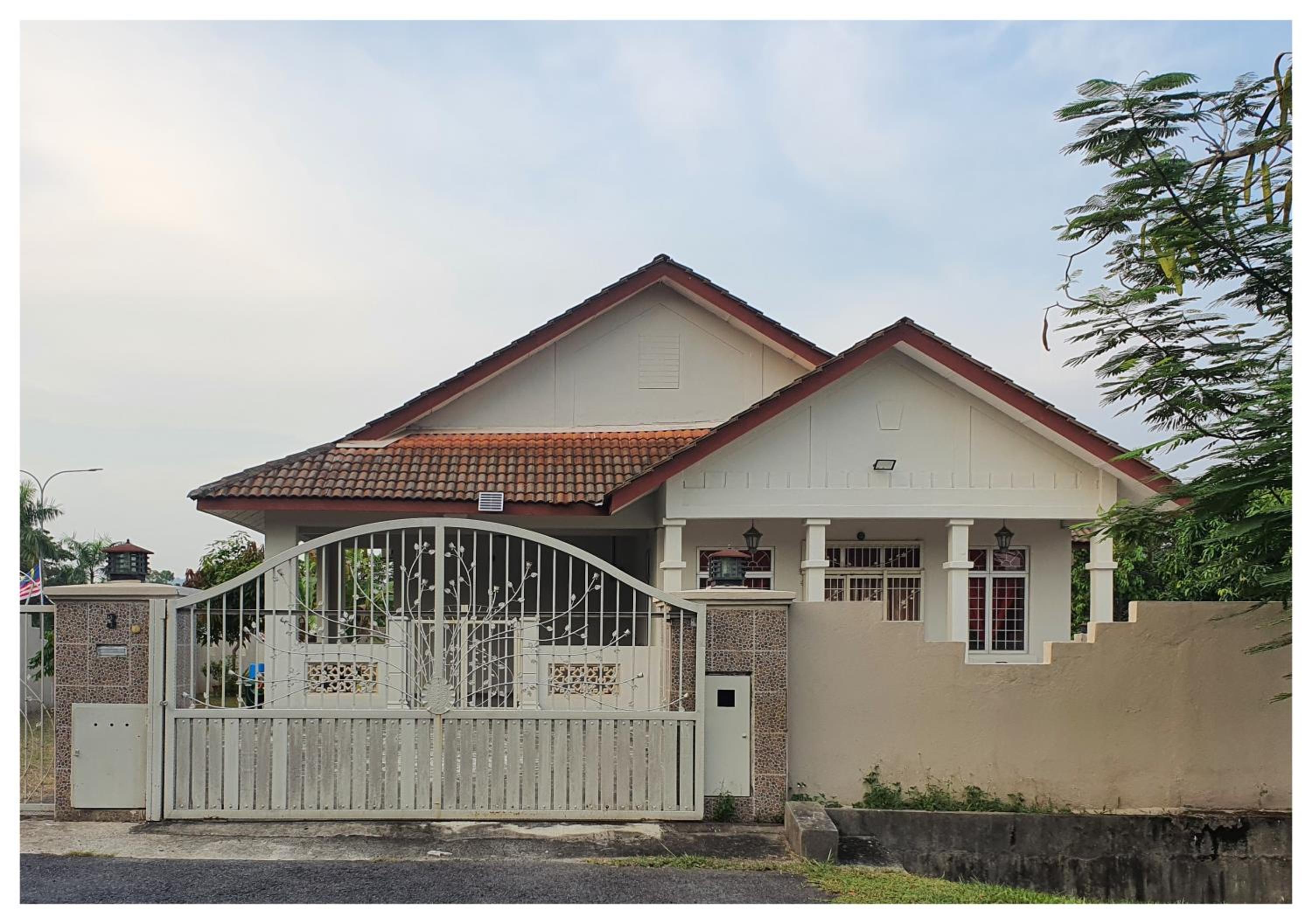 Hibiscus 2Pax ROOMSTAY at Damai Stay near Putrajaya photo 8