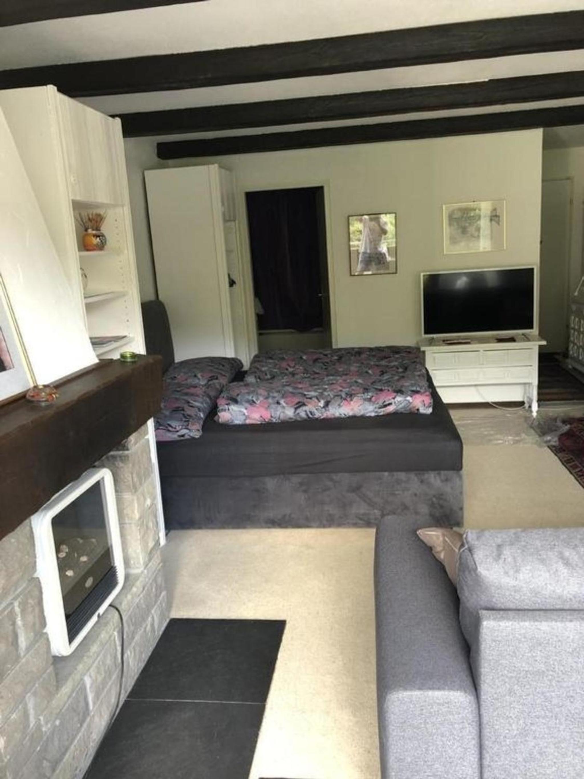Laax 1 12 Zi Whg mit Hallenbad, Aussen- Pool, Tennisplatz und Sauna