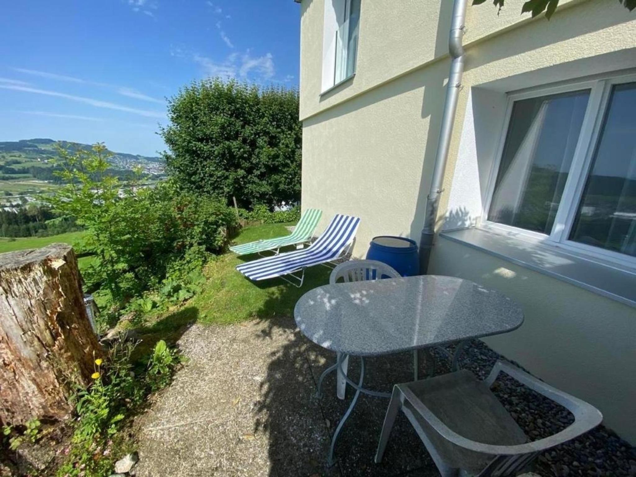 Ruhige 3 Zimmer - Ferienwohnung in der Rüti mit traumhafter Aussicht