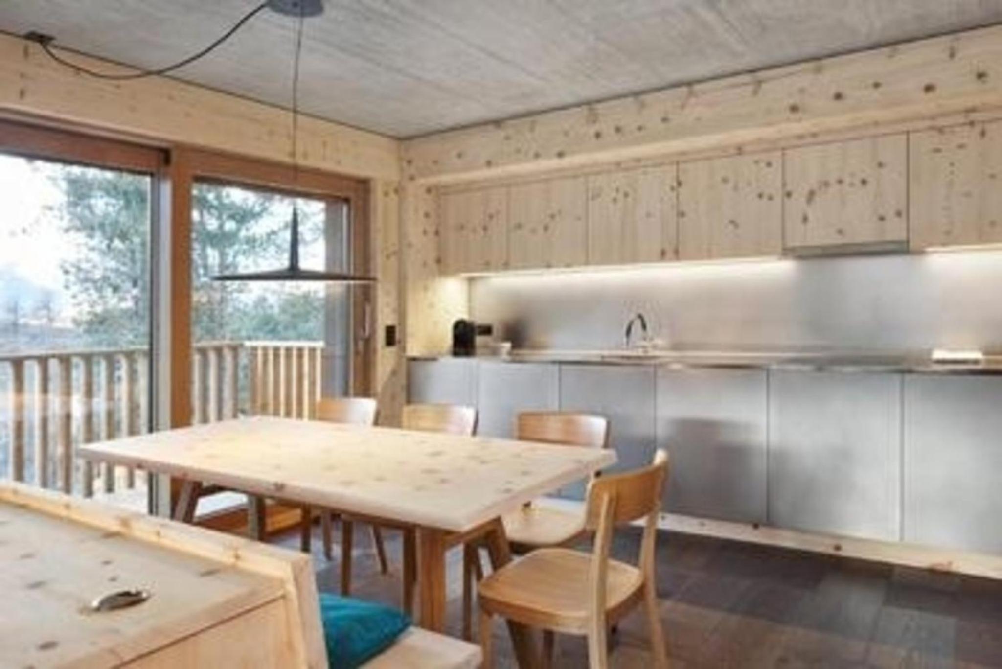Alpine Lodge 6-Bett-Wohnung mit Galerie Chesa al Parc