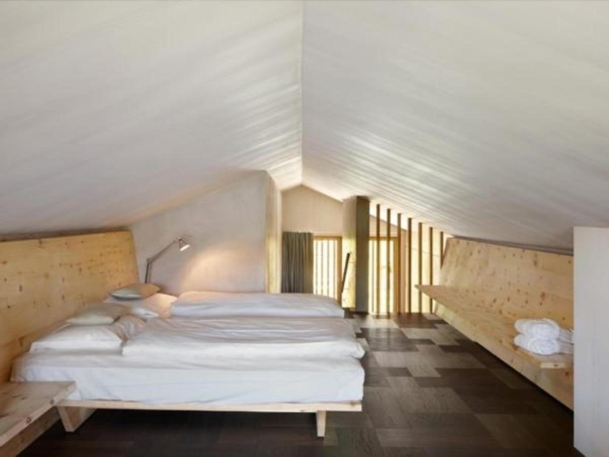 Alpine Lodge 6-Bett-Wohnung mit Galerie Chesa al Parc