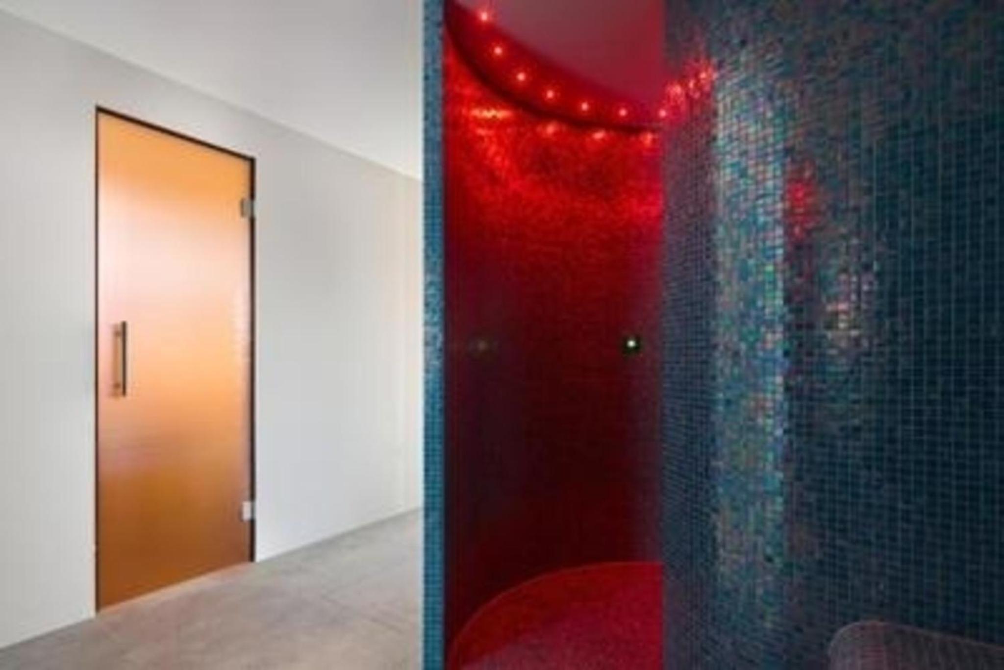 Alpine Lodge 6-Bett-Wohnung mit Galerie Chesa al Parc