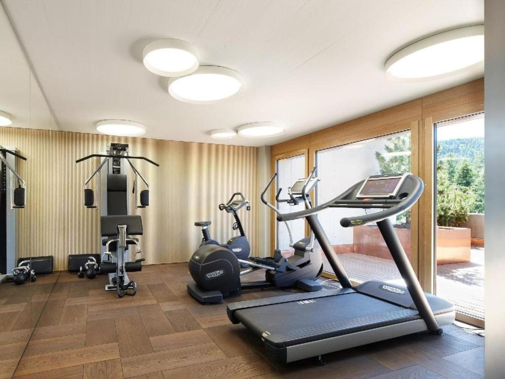 Alpine Lodge 6-Bett-Wohnung mit Galerie Chesa al Parc