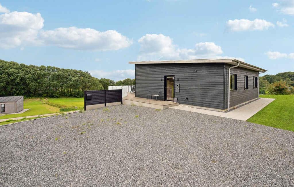 Lovely Holiday Home By Hostrup Beach