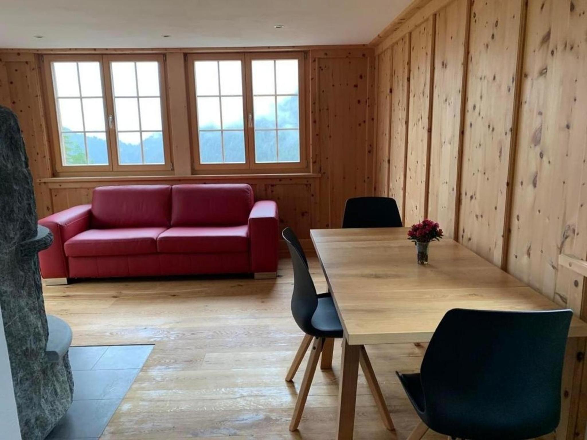Neuwertiges 2 Zi Ferienchalet 55M2