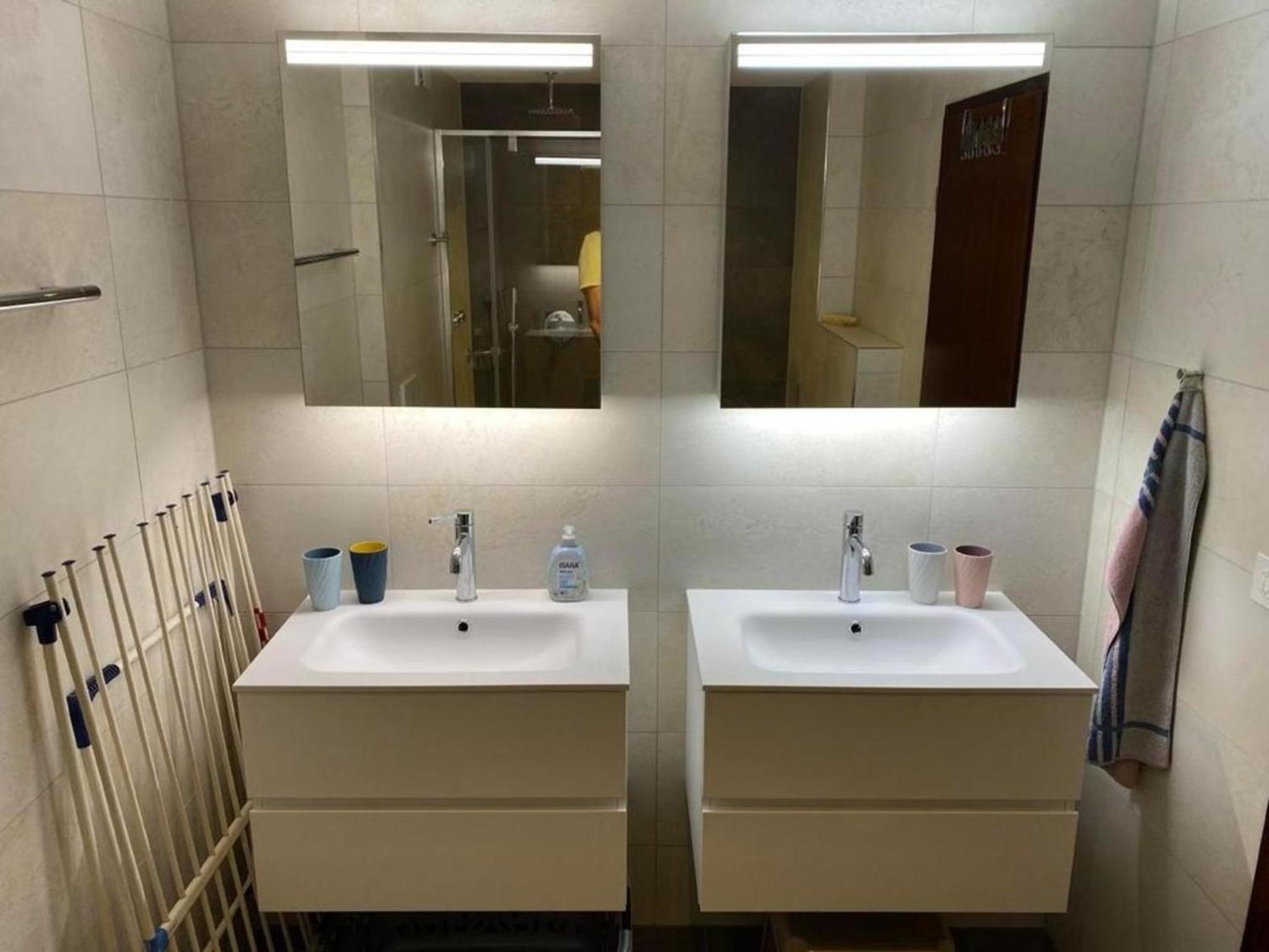 Appartementhaus Onyx - zentrale, ruhige Lage - neu renoviert - mit Hallenbad - 600 Schritte vom Bahnhof