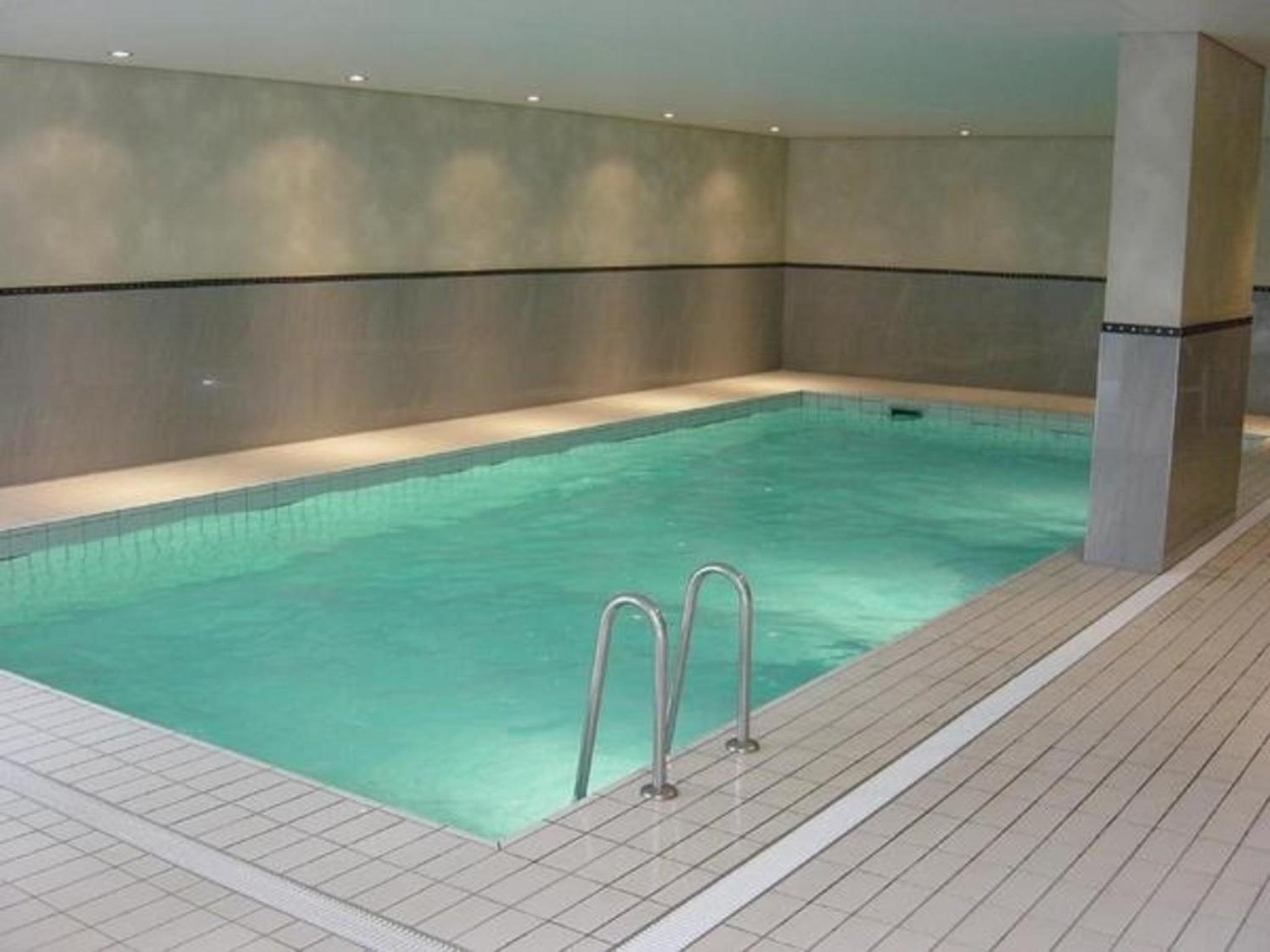 Appartementhaus Onyx - zentrale, ruhige Lage - neu renoviert - mit Hallenbad - 600 Schritte vom Bahnhof