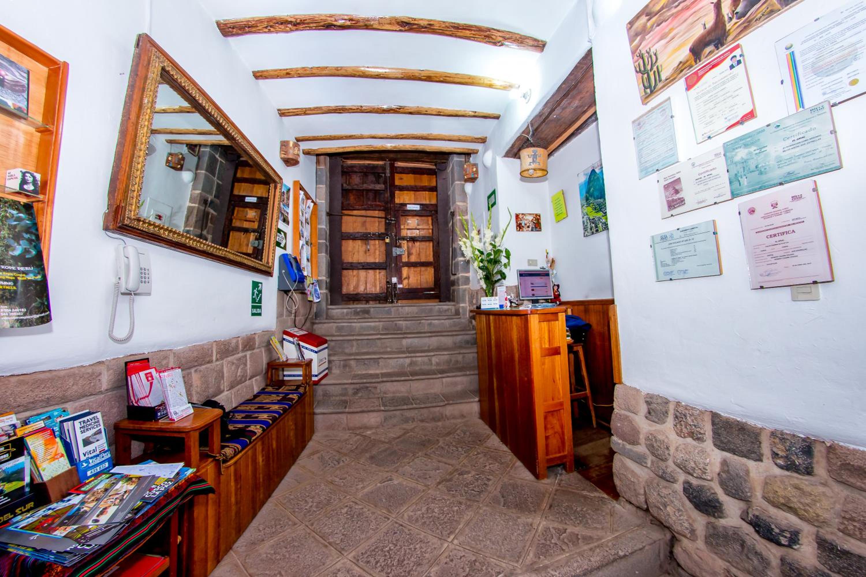 Hostal El Grial