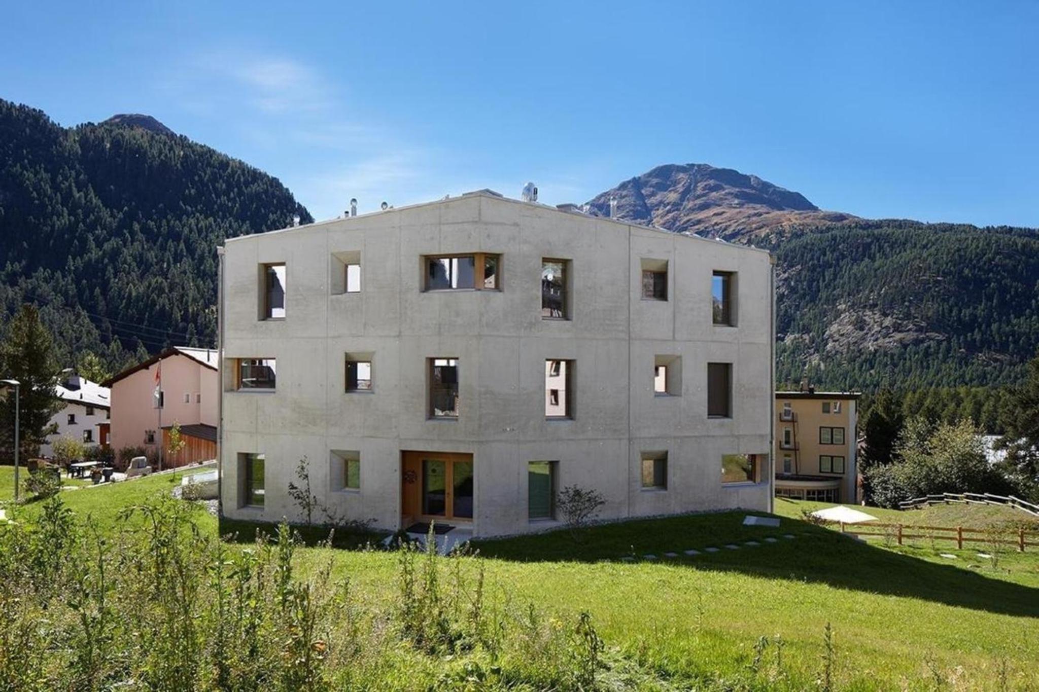 Alpine Lodge 4-Bett-Wohnung Chesa Plattner