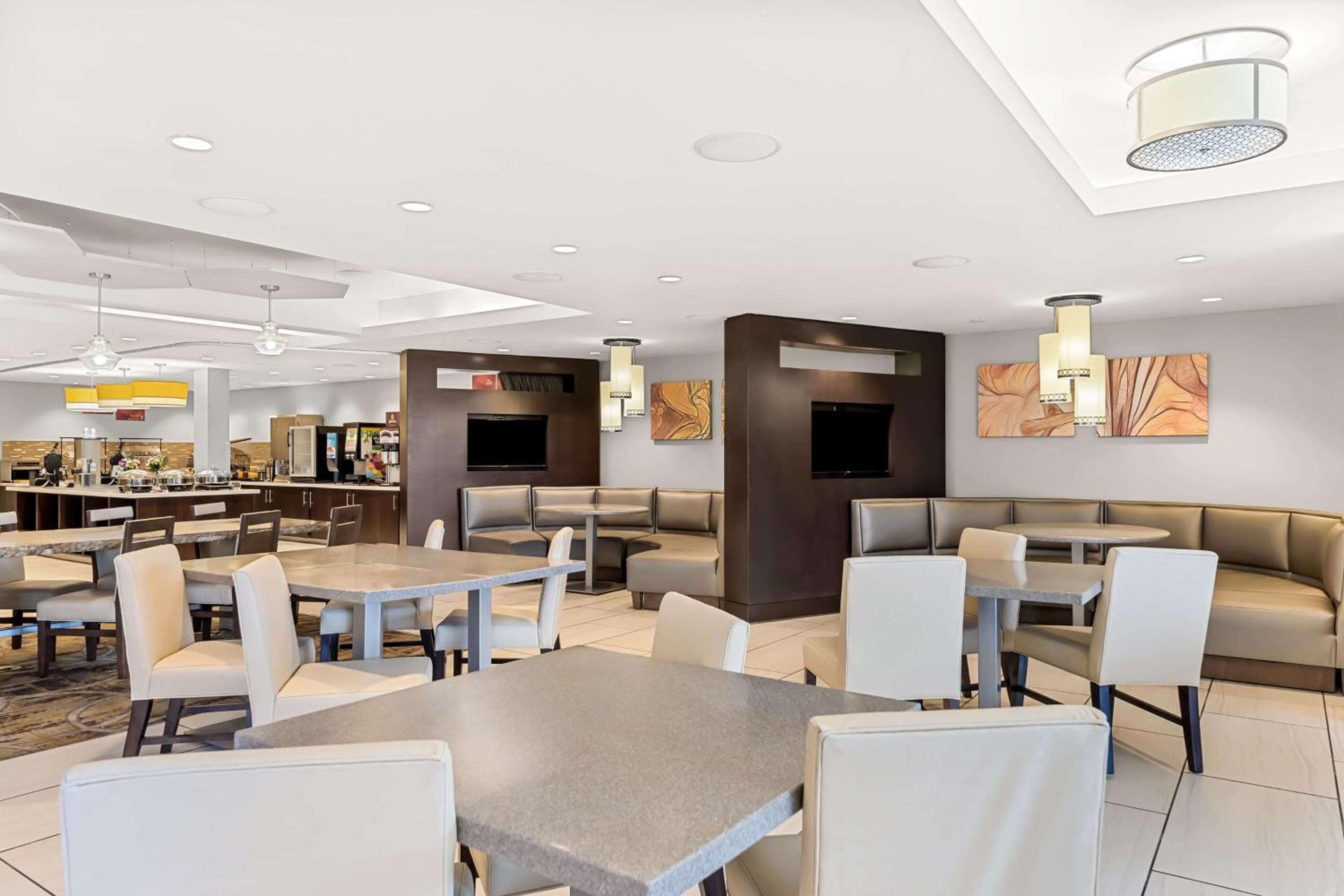 Page Vacations - Best Western Plus At Lake Powell - Property Image 5