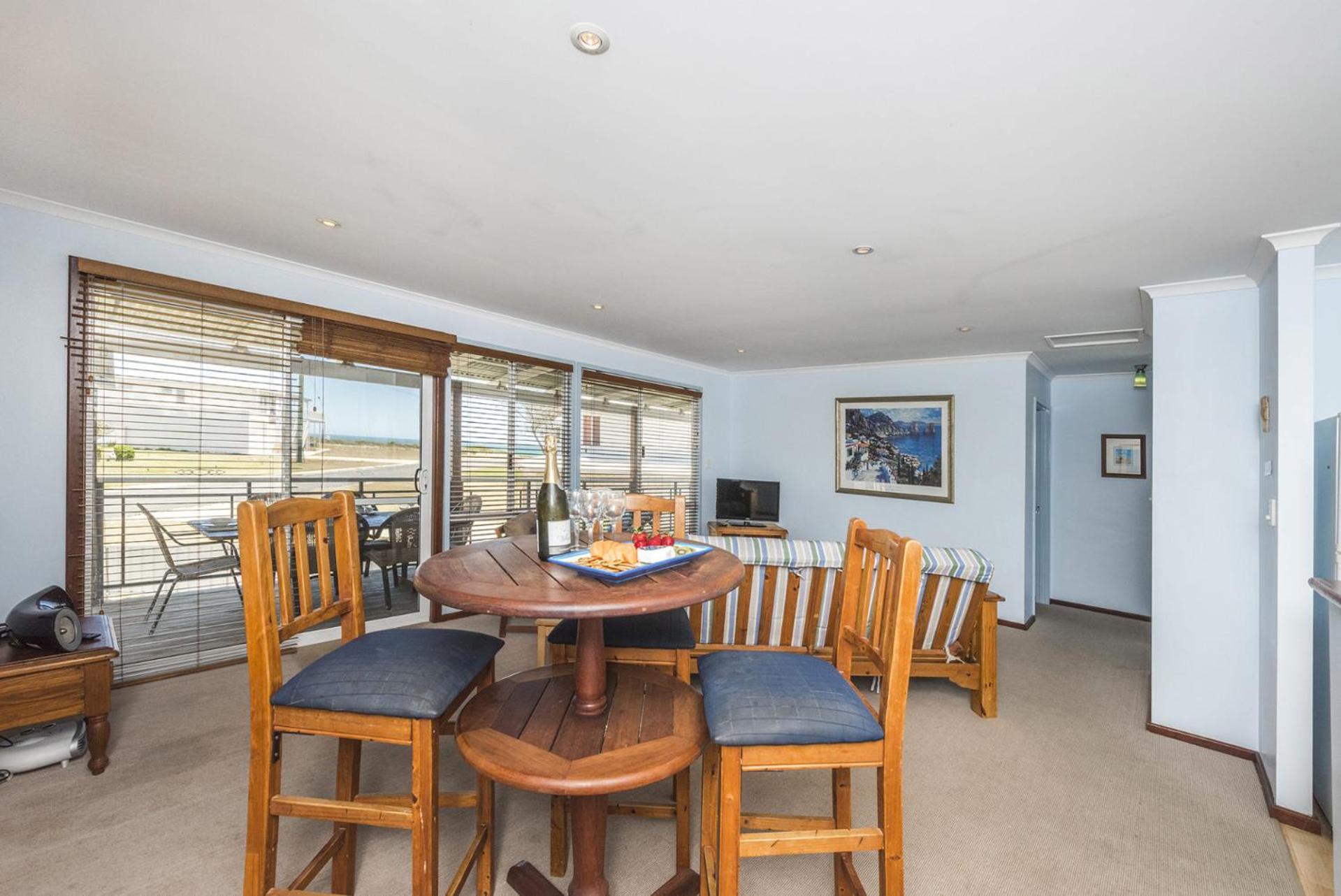 Beach Break - Family Accommodation with Ocean Views