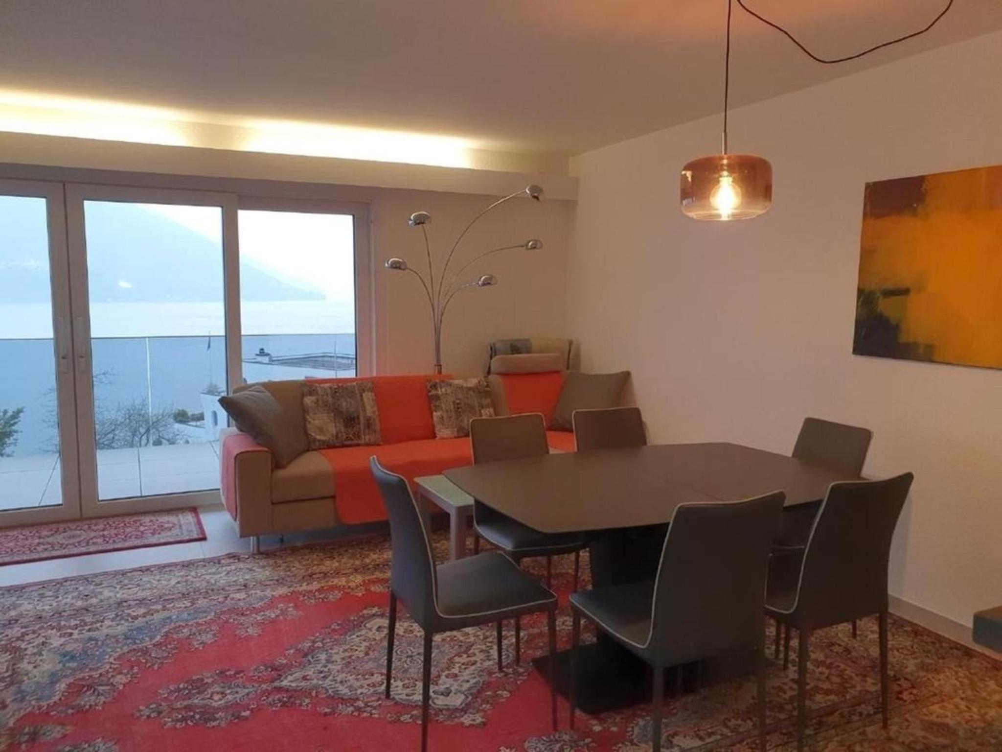 Wunderschöne Ferienwohnung mit Sicht auf See und Berge in Brissago