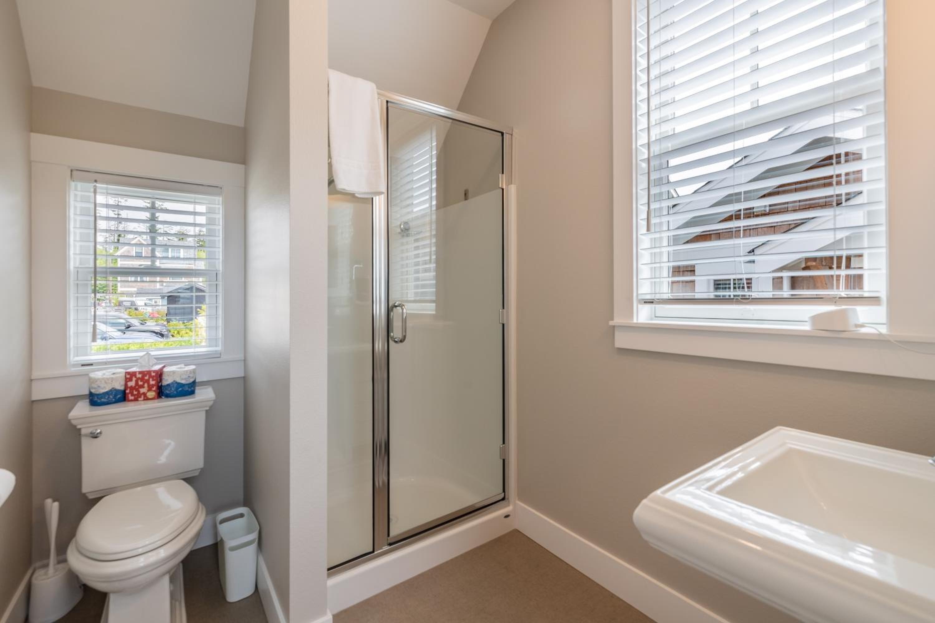 TLSea by Seabrook Hospitality