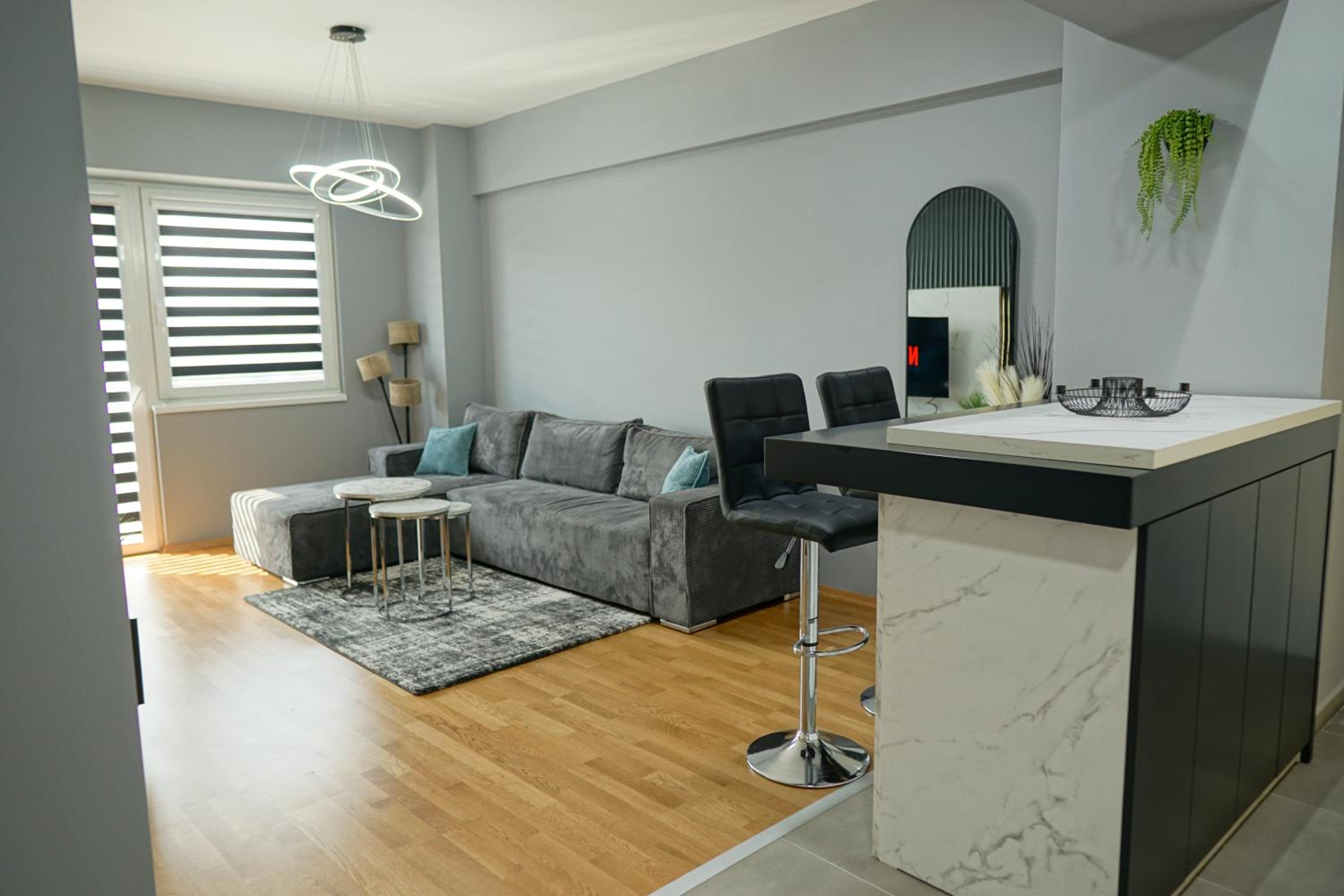 Aurora Apartment