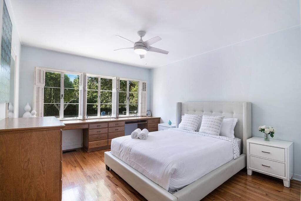 Spacious 6-Bedroom Holmby Hills Home with Pool, Game Room, and Near UCLA