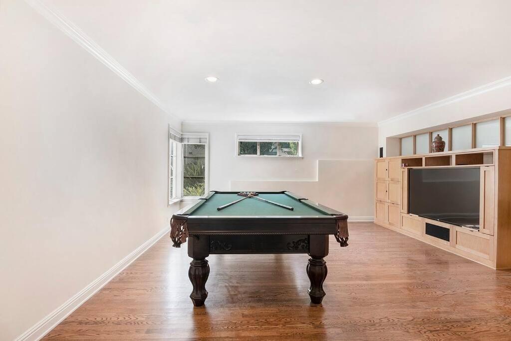 Spacious 6-Bedroom Holmby Hills Home with Pool, Game Room, and Near UCLA