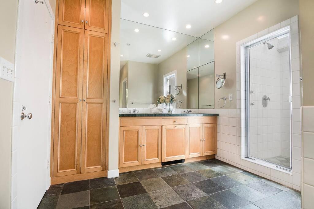Spacious 6-Bedroom Holmby Hills Home with Pool, Game Room, and Near UCLA