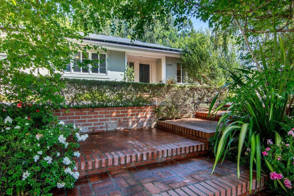 Spacious 6-Bedroom Holmby Hills Home with Pool, Game Room, and Near UCLA