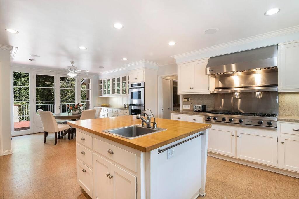 Spacious 6-Bedroom Holmby Hills Home with Pool, Game Room, and Near UCLA