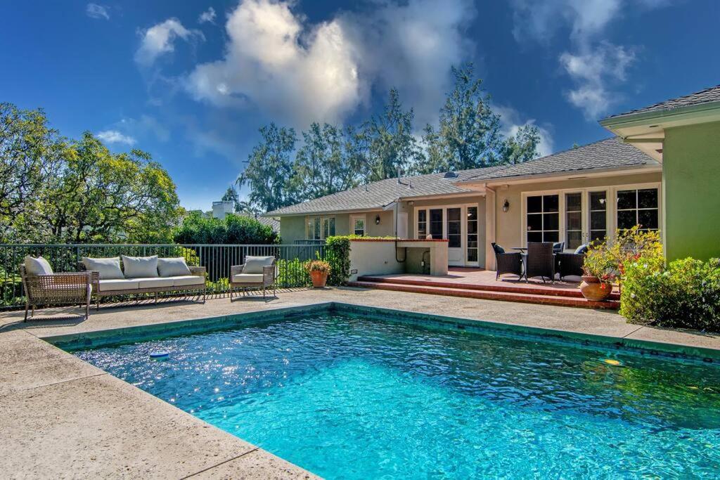 Spacious 6-Bedroom Holmby Hills Home with Pool, Game Room, and Near UCLA
