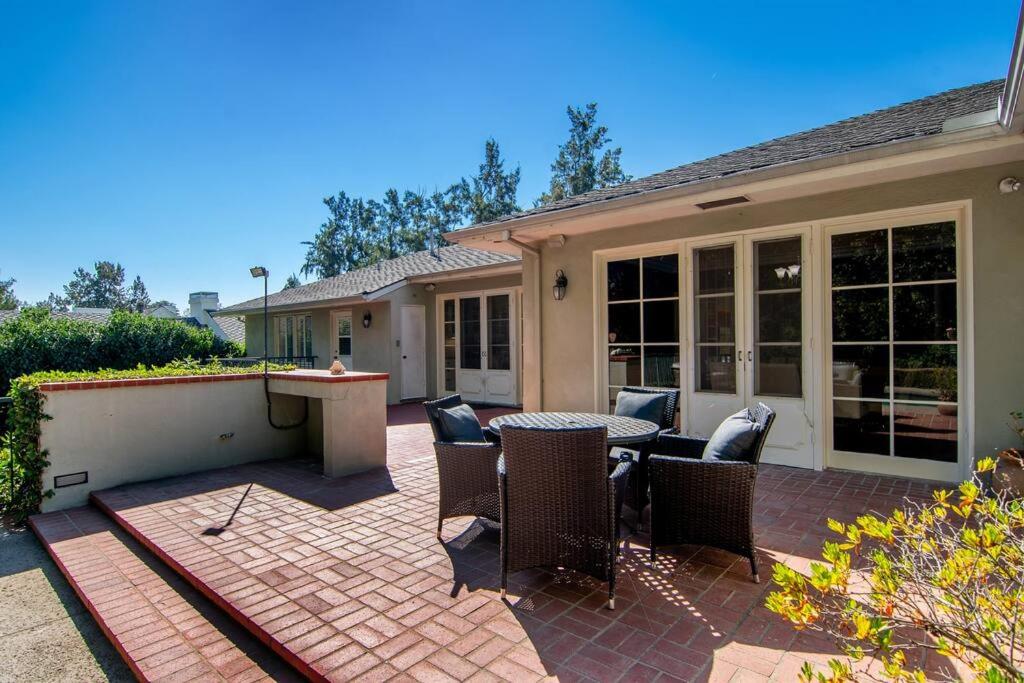 Spacious 6-Bedroom Holmby Hills Home with Pool, Game Room, and Near UCLA