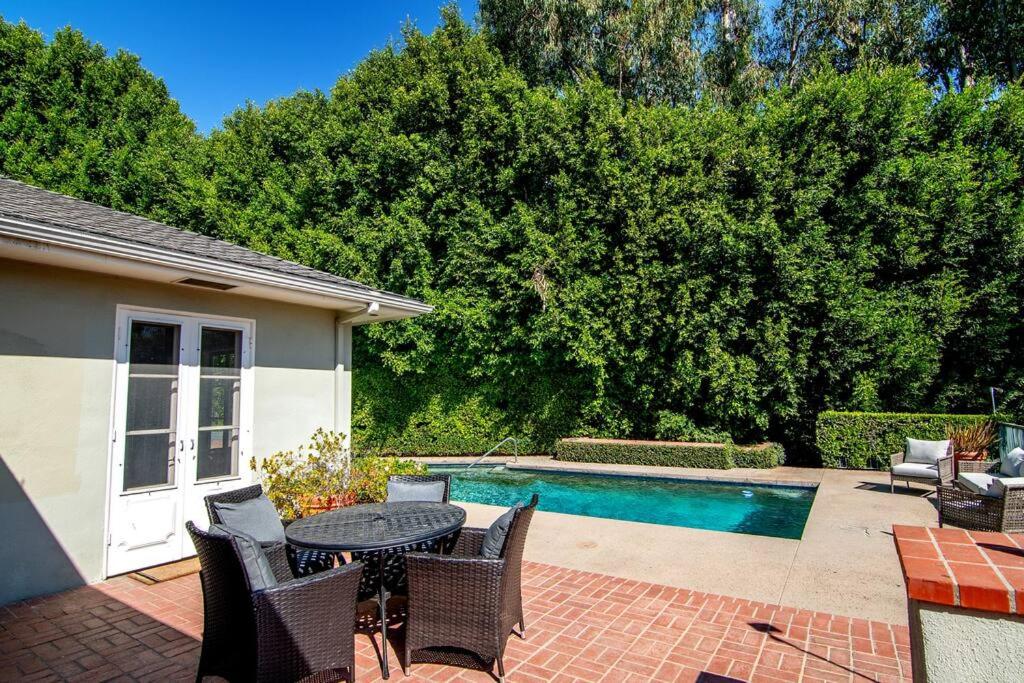 Spacious 6-Bedroom Holmby Hills Home with Pool, Game Room, and Near UCLA