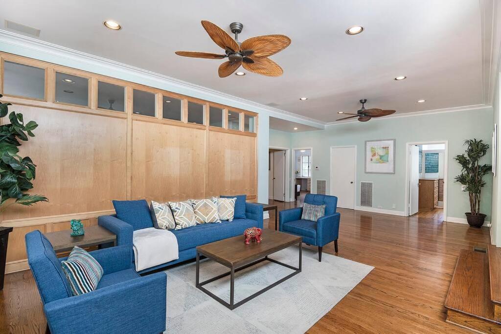 Spacious 6-Bedroom Holmby Hills Home with Pool, Game Room, and Near UCLA