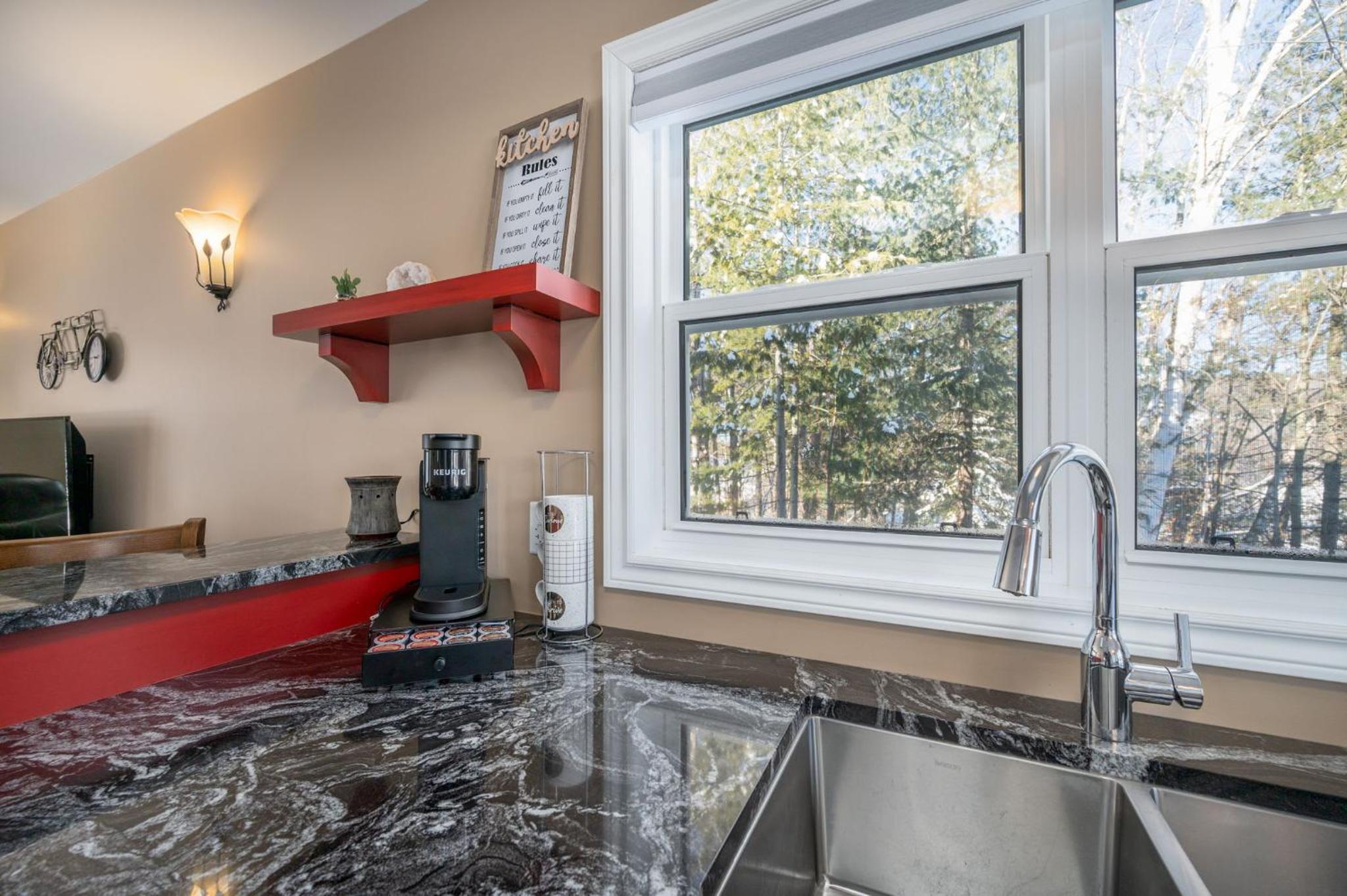 Point Of View I 55 SmartTV I Riverside I Sleeps 5
