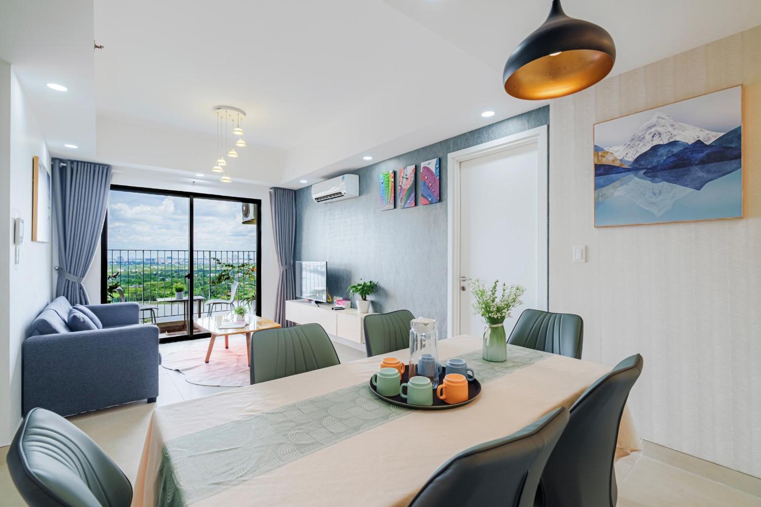 ambiHOME 3BR 2WC in Masteri Thao Dien District 2