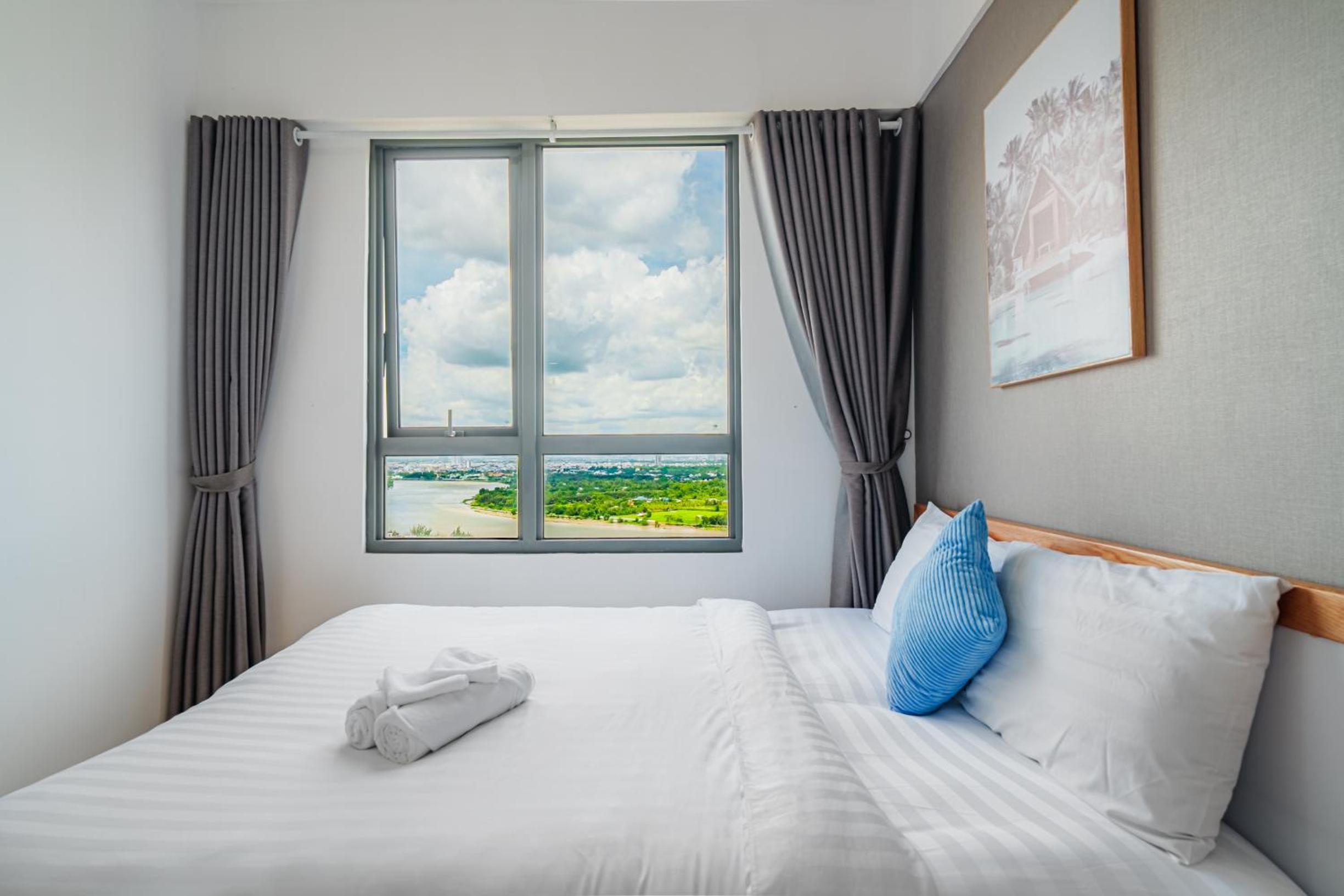 ambiHOME 3BR 2WC in Masteri Thao Dien District 2