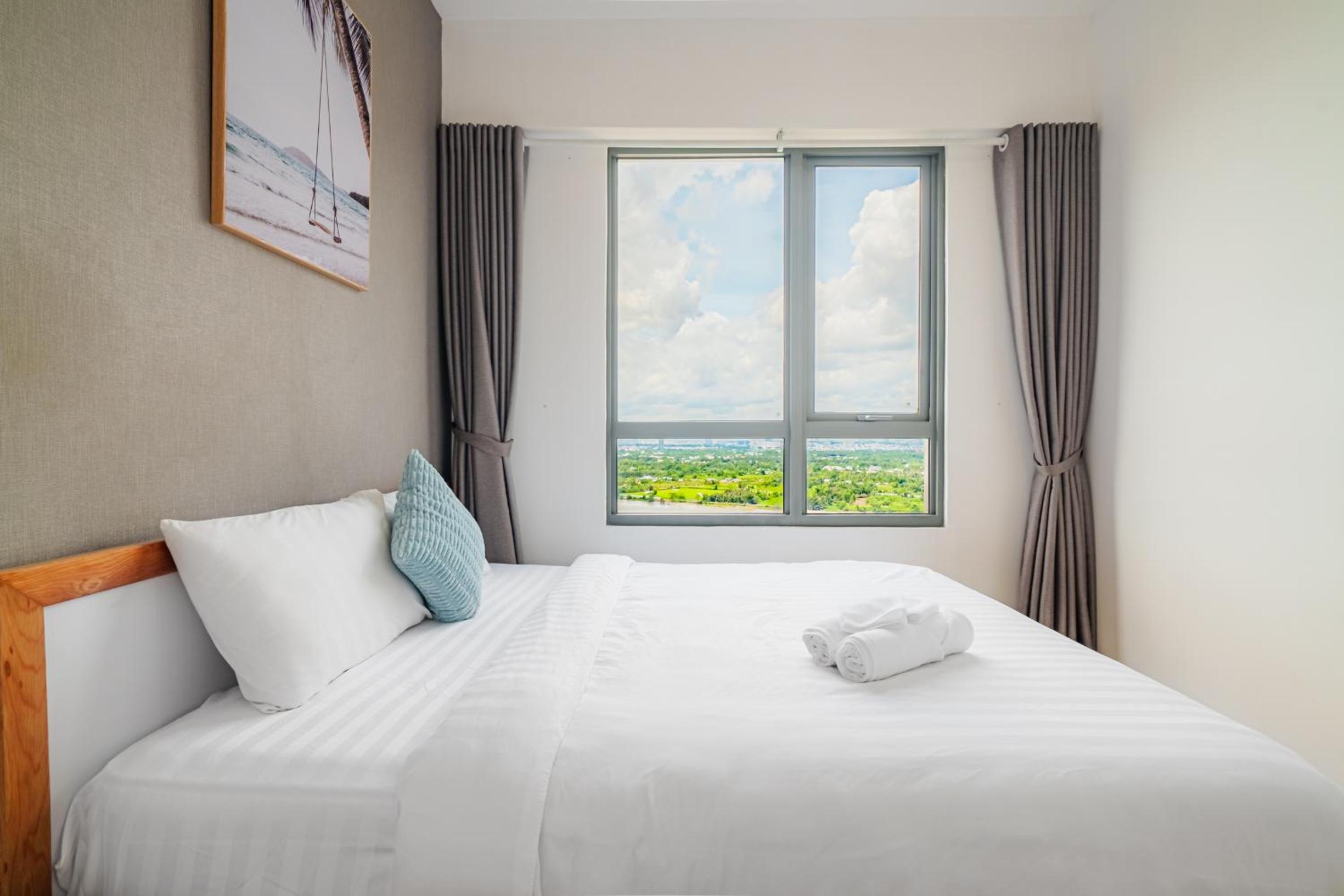 ambiHOME 3BR 2WC in Masteri Thao Dien District 2
