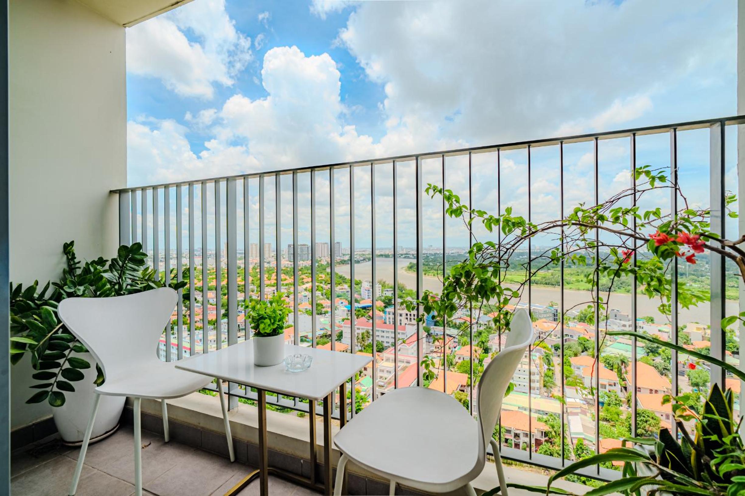 ambiHOME 3BR 2WC in Masteri Thao Dien District 2