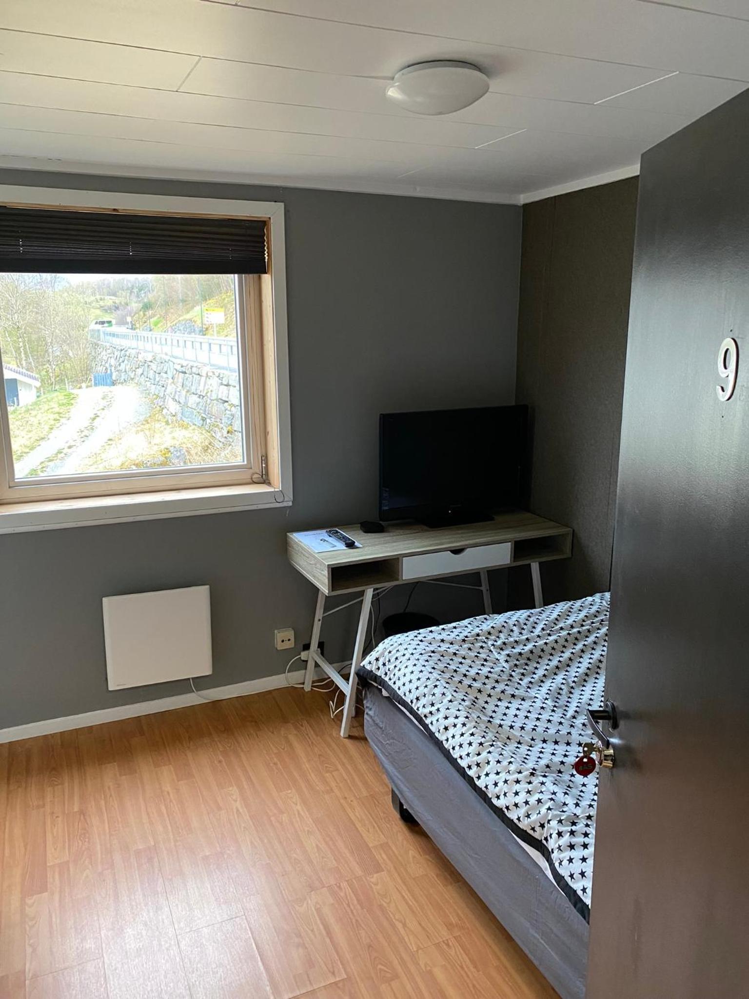 Photo 12