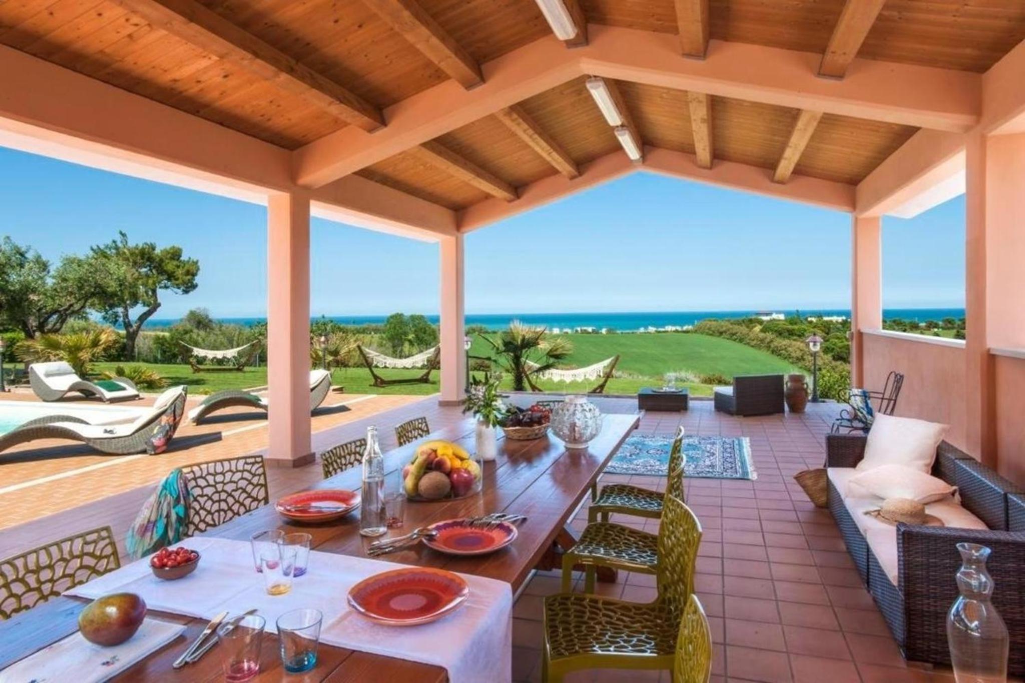 La villa nel prato sul mare view 5