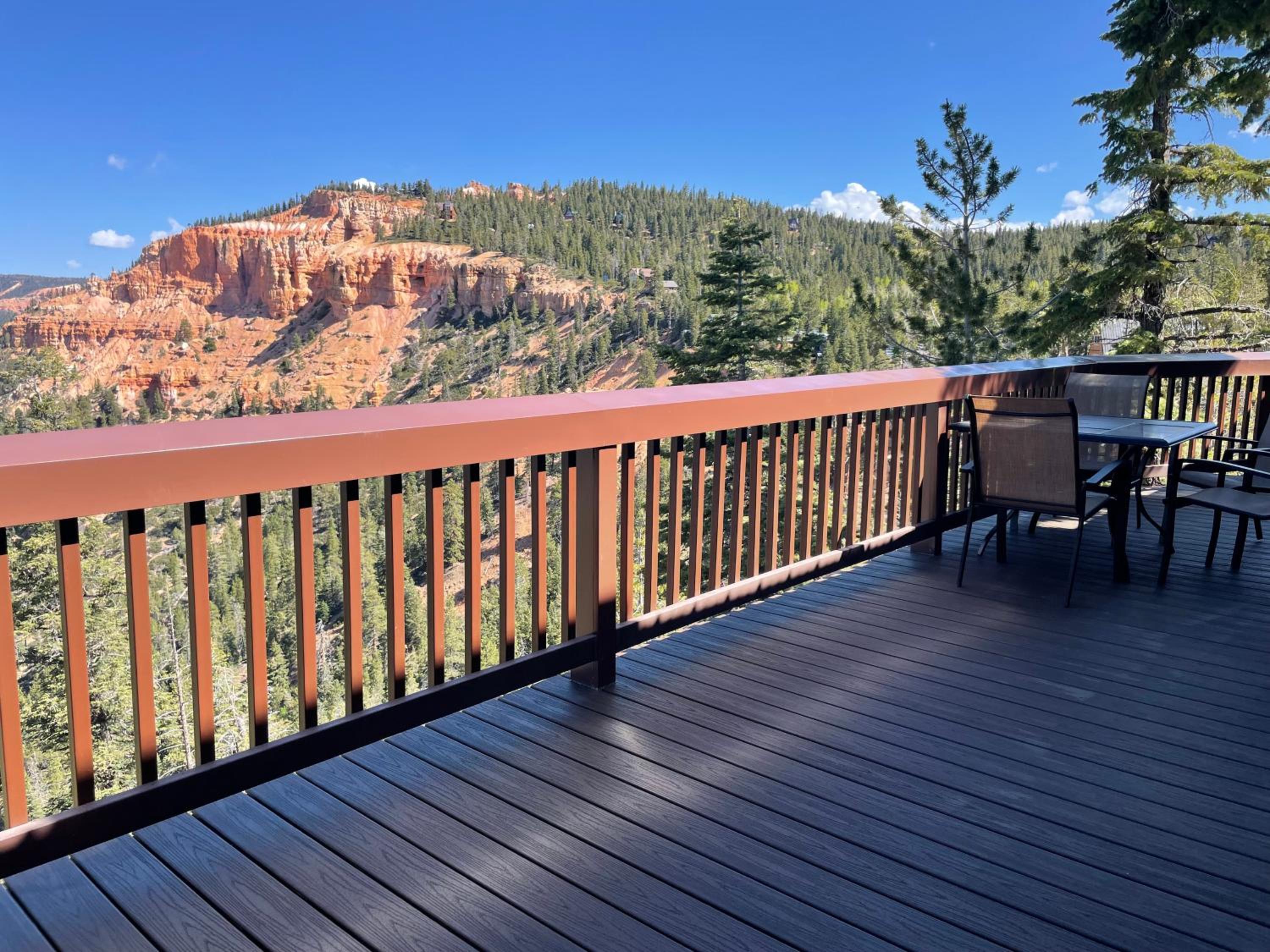 Torreys Getaway Cabin
