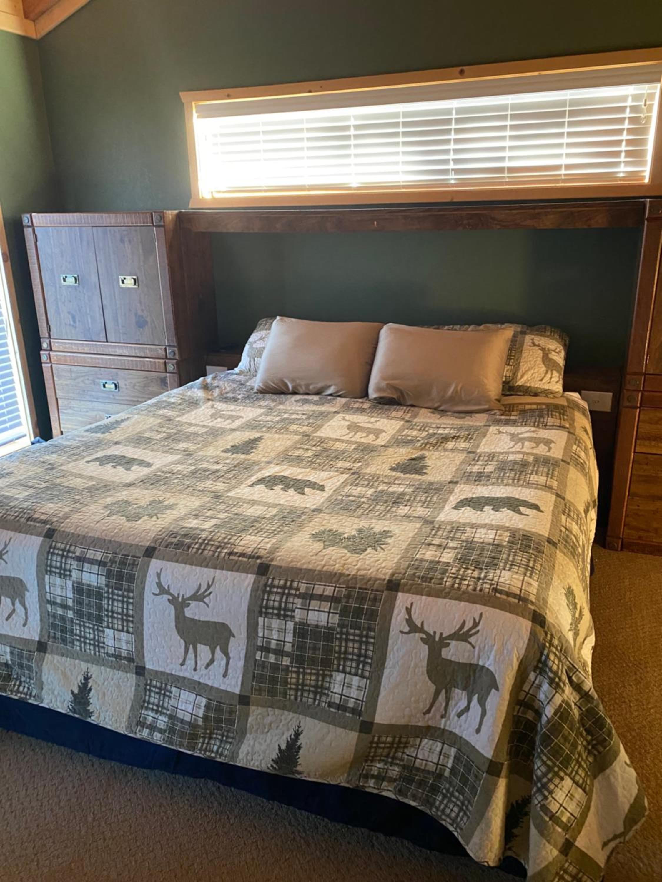 Torreys Getaway Cabin