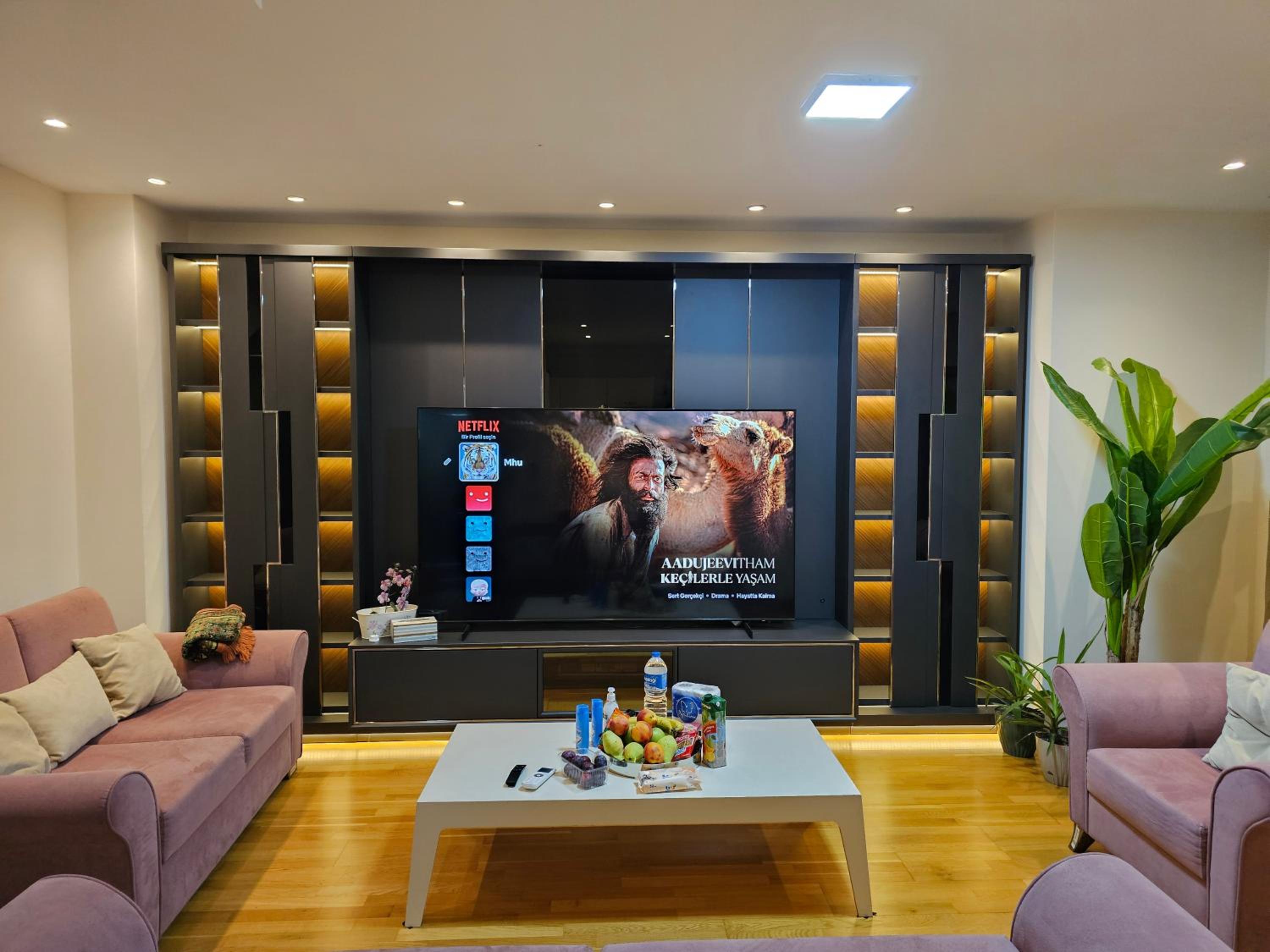 TAKSiM PERFECT RESiDENCE, 3 BEDROOMS, 140 M2, POOL GYM SAUNA ACCESS