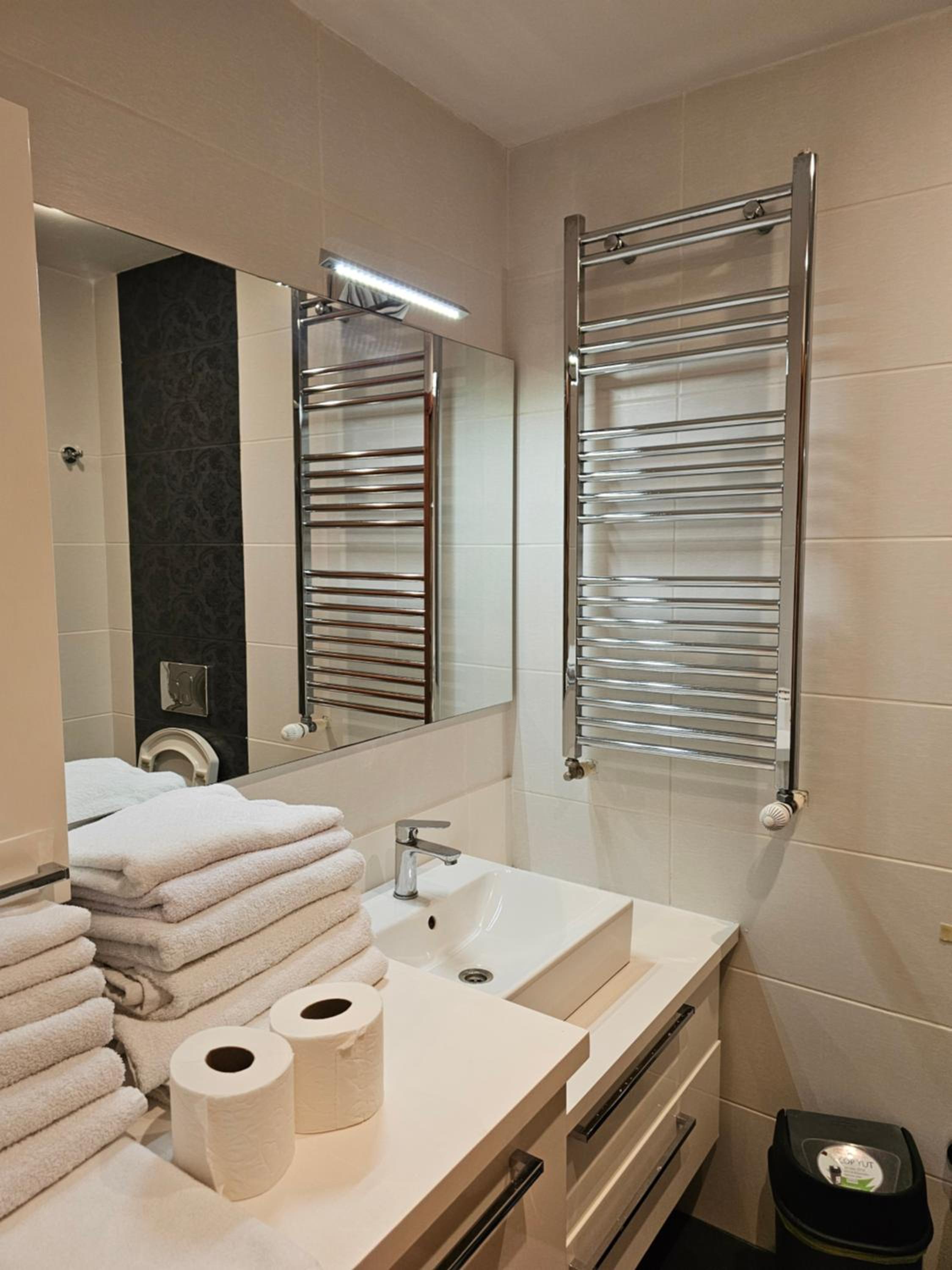 TAKSiM PERFECT RESiDENCE, 3 BEDROOMS, 140 M2, POOL GYM SAUNA ACCESS