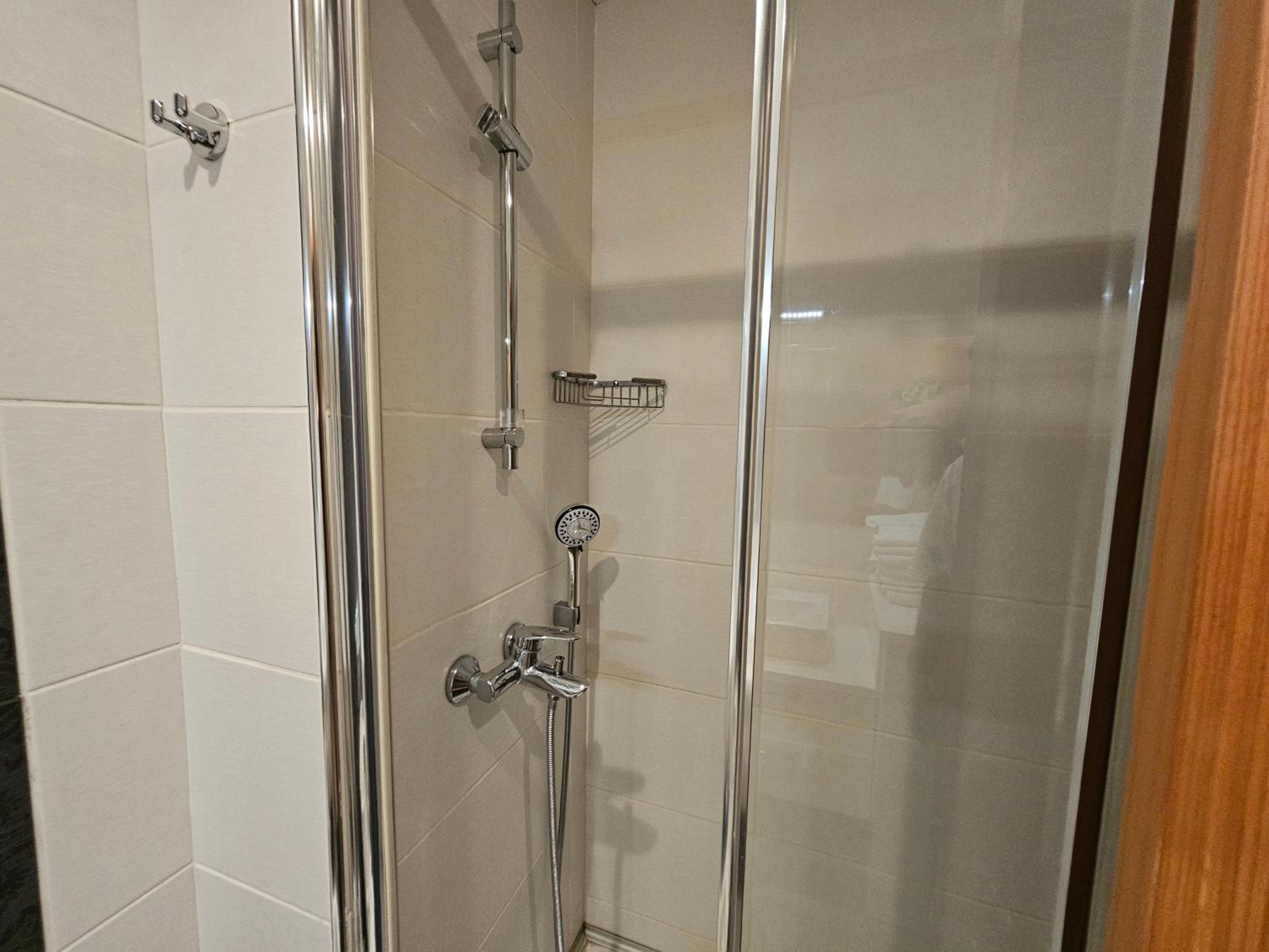 TAKSiM PERFECT RESiDENCE, 3 BEDROOMS, 140 M2, POOL GYM SAUNA ACCESS