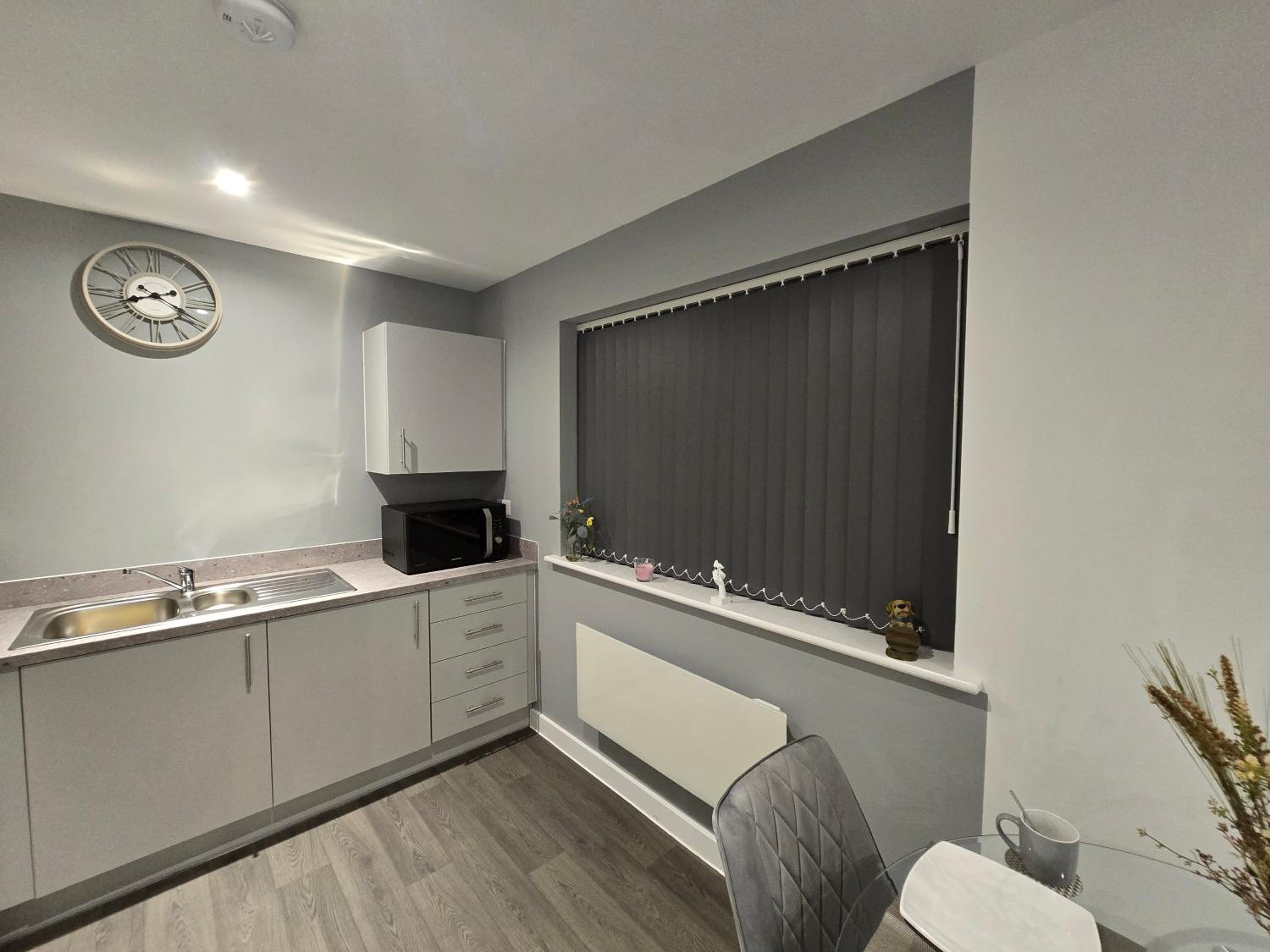 Well-Preserved 2 Bedroom Flat Apartment Around Ricoh Arena-Coventry City FC view 4