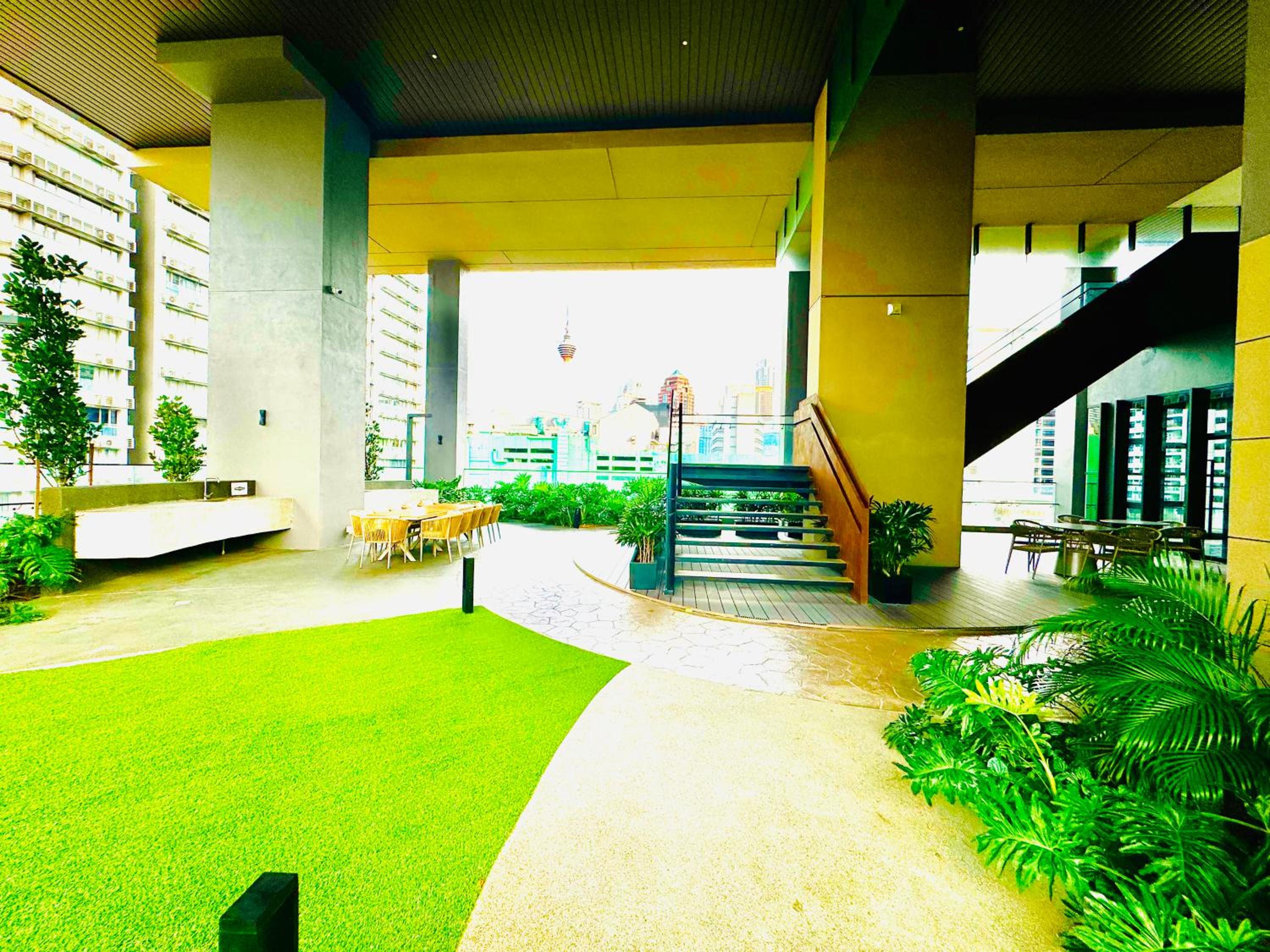 Axon-Residence Bukit Bintang By KLCC Pavilion