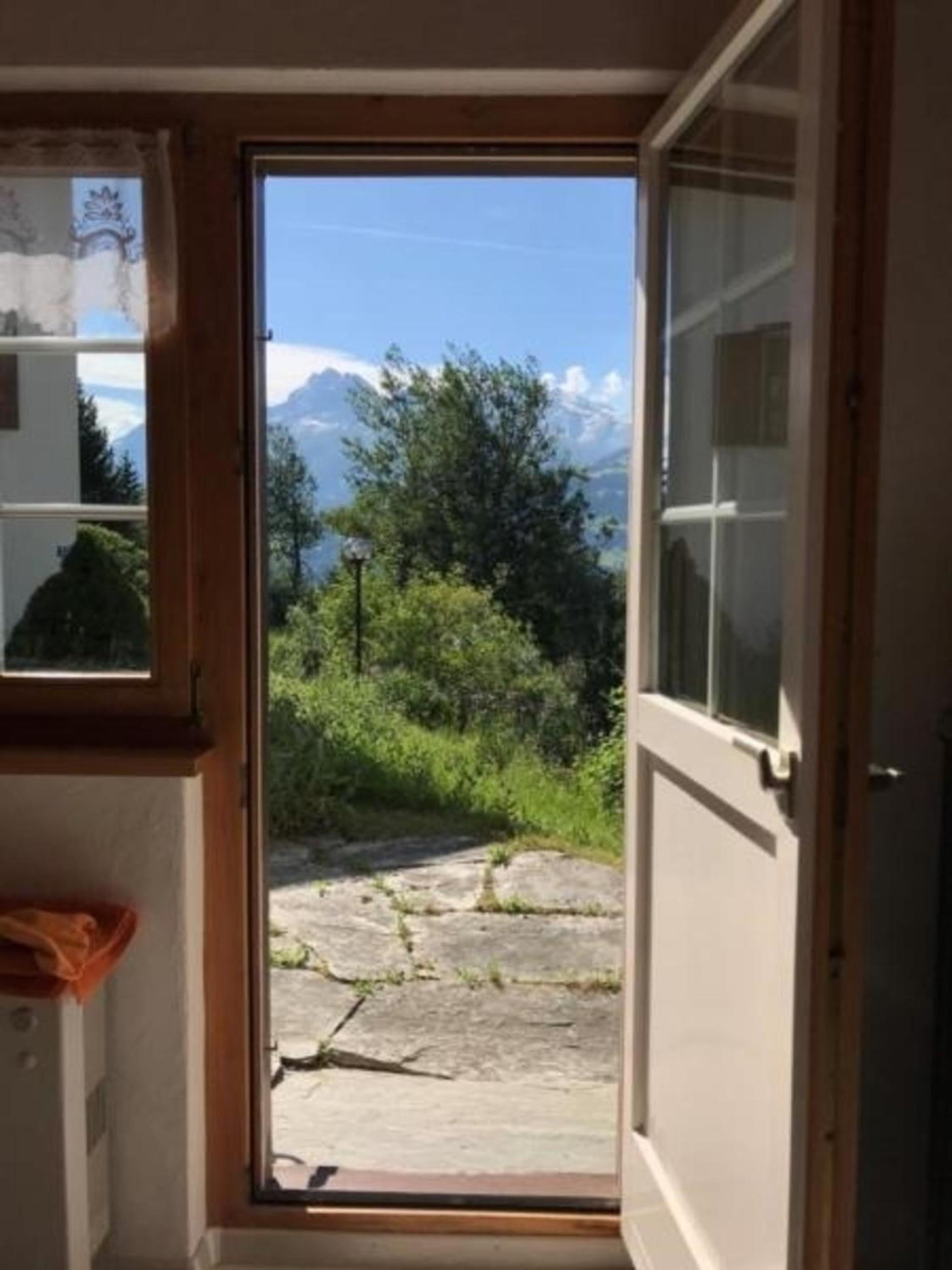 Grosses Studio in Obersaxen Valata