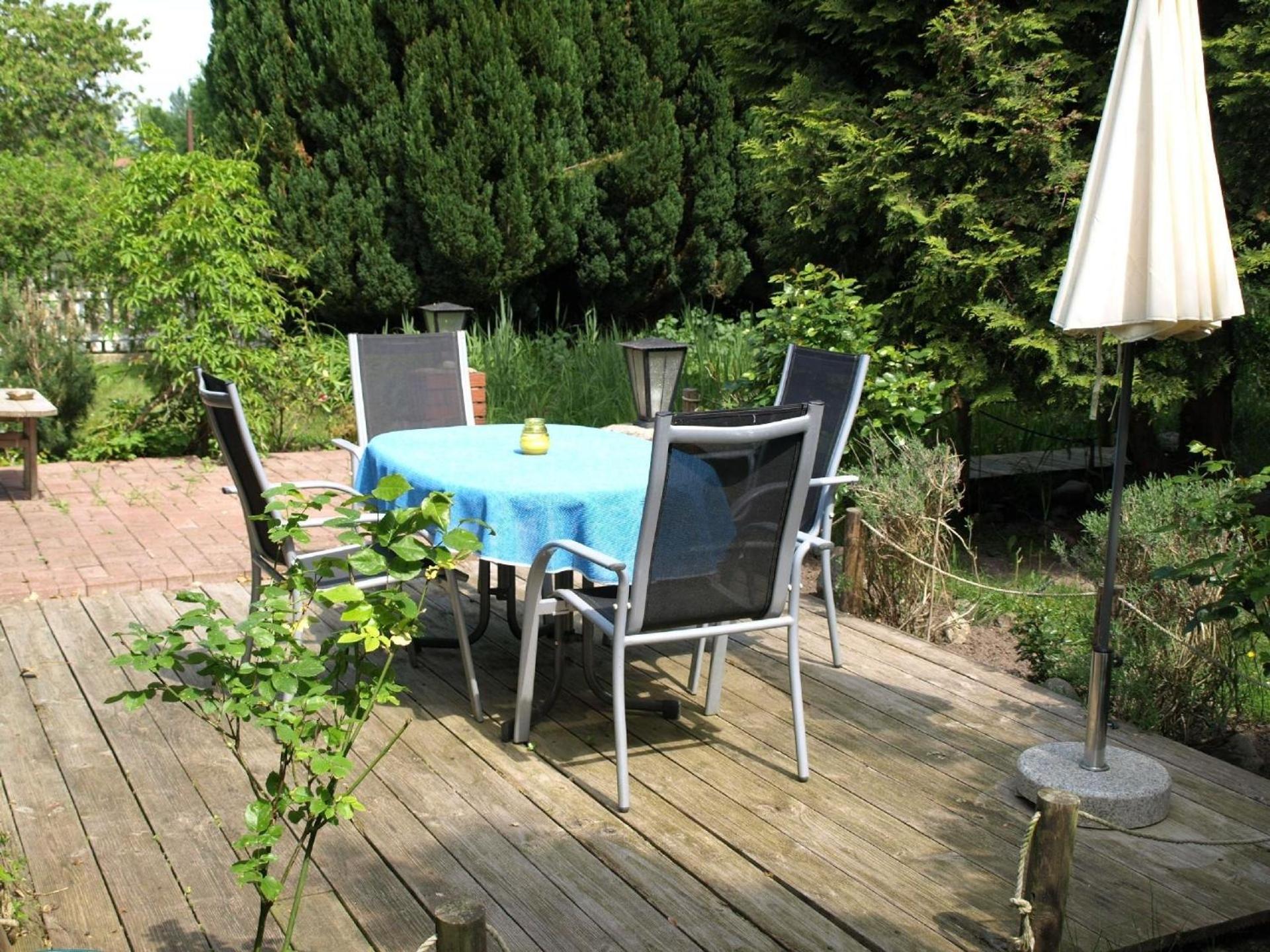 Wohnung in Wendhof mit Garten, Grill und Terrasse