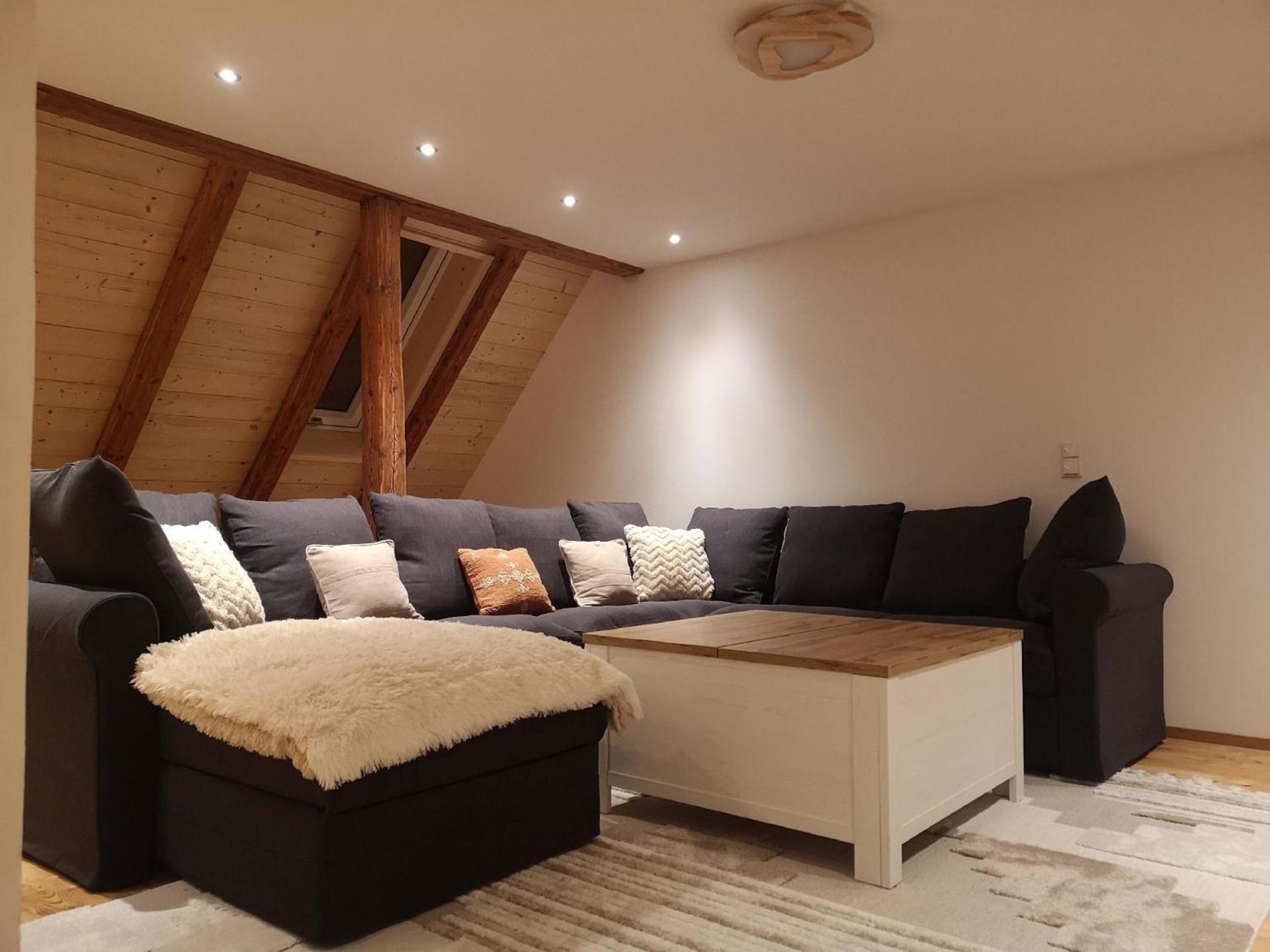 Moderne Ferienwohnung Mit Hot Tub Und Fasssauna