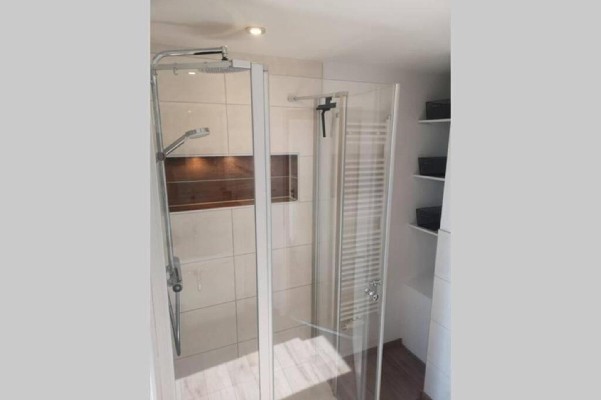 Moderne Ferienwohnung Mit Hot Tub Und Fasssauna