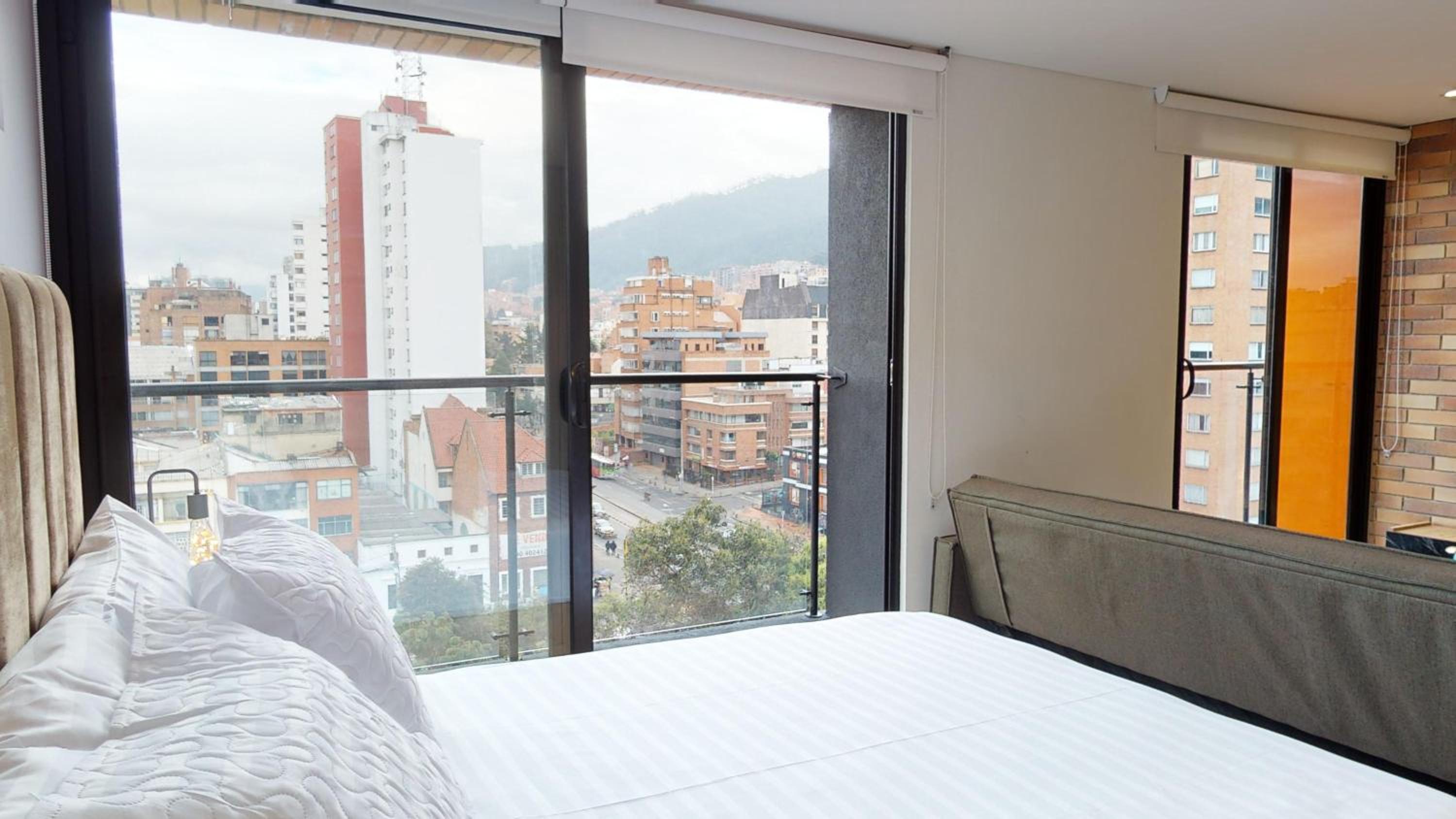 Suites Academia 59
