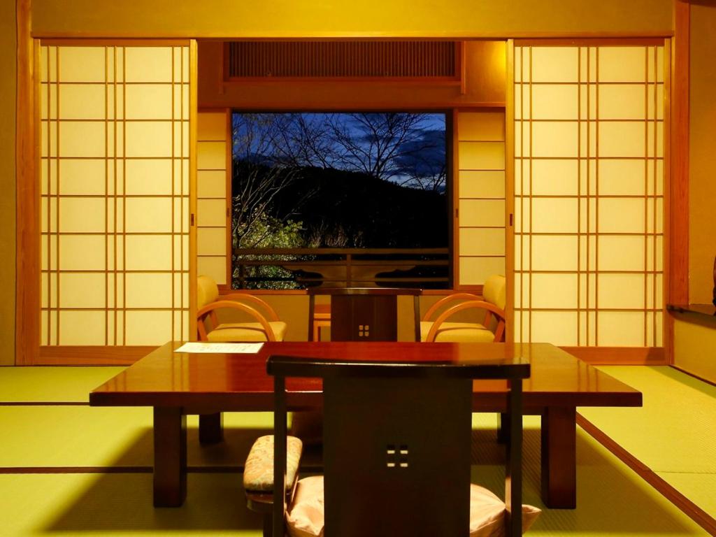 Ryoutei Ryokan Takechiyo Kirishima Bettei