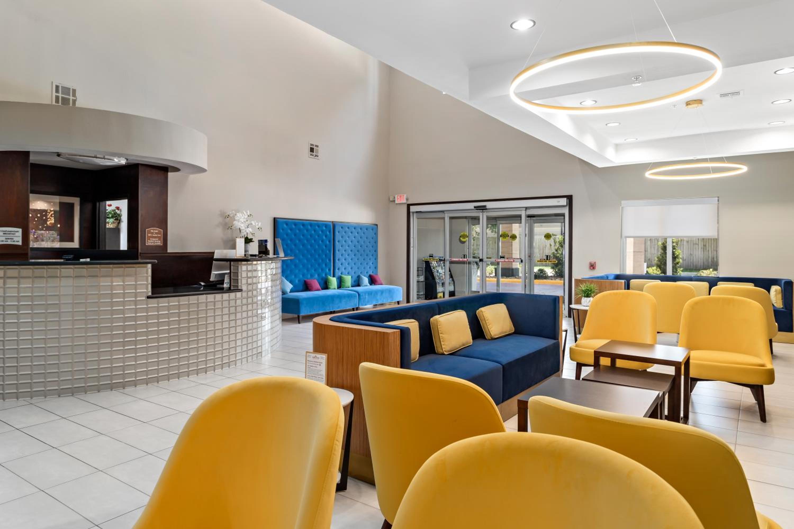 Hawthorn Extended Stay by Wyndham Port Arthur view 4