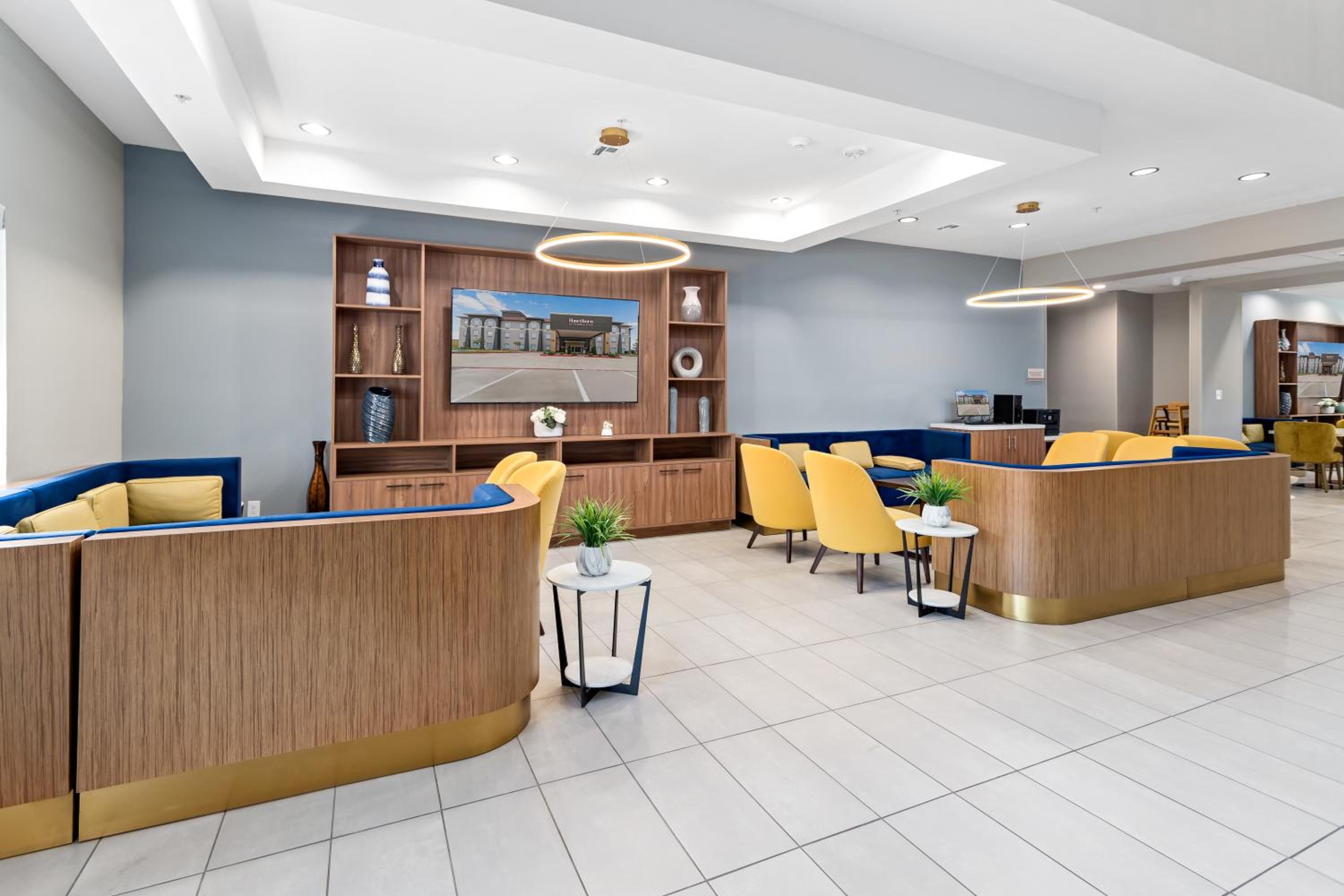 Hawthorn Extended Stay by Wyndham Port Arthur view 2