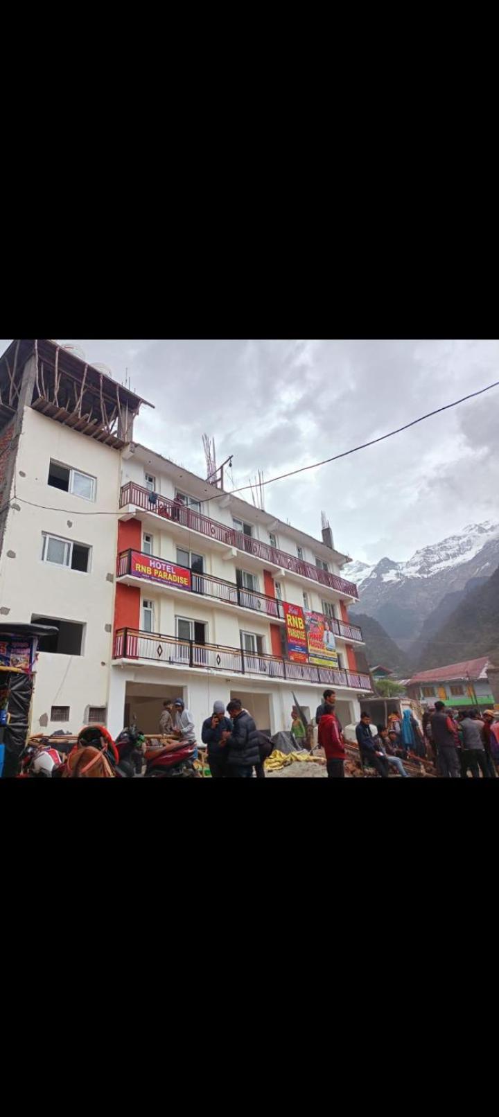 Hotel RNB PARADISE JANKICHATTI YAMUNOTRI